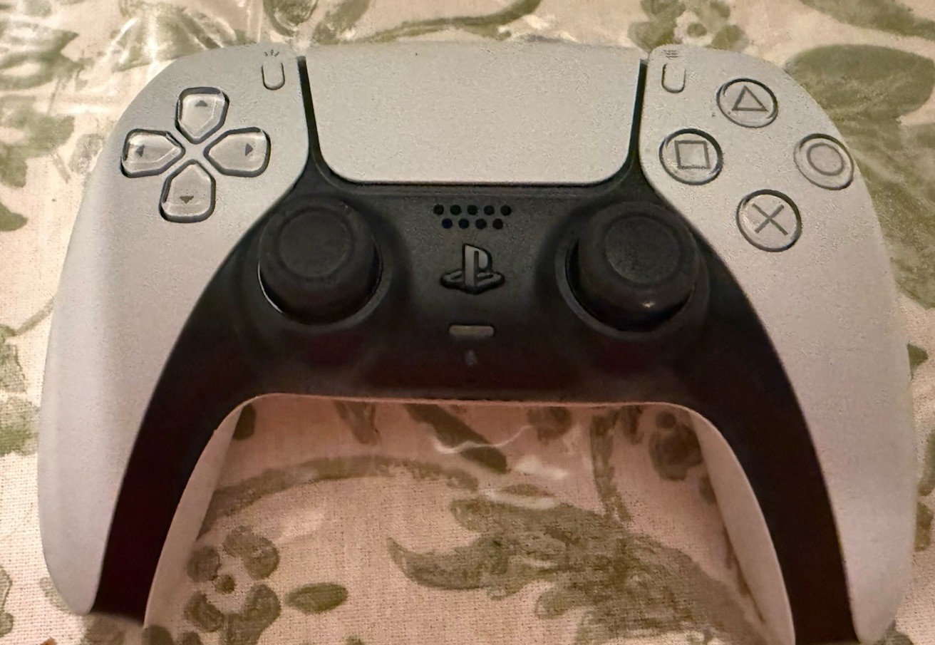 Sony PS5 Slim Digital Edition 1TB Console – CFI 2015- White Mint!