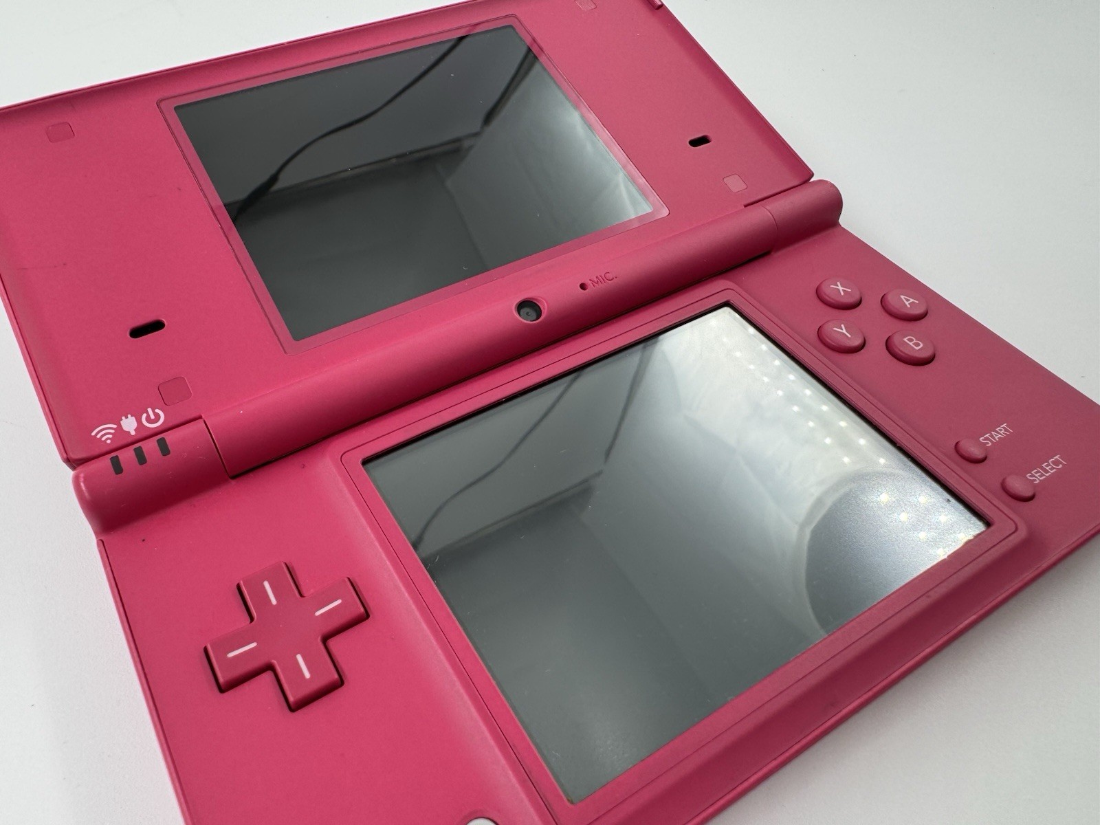 Nintendo DSi Pink Handheld Console Wi-Fi Nintendo DS TWL-001 Plus 5 Games