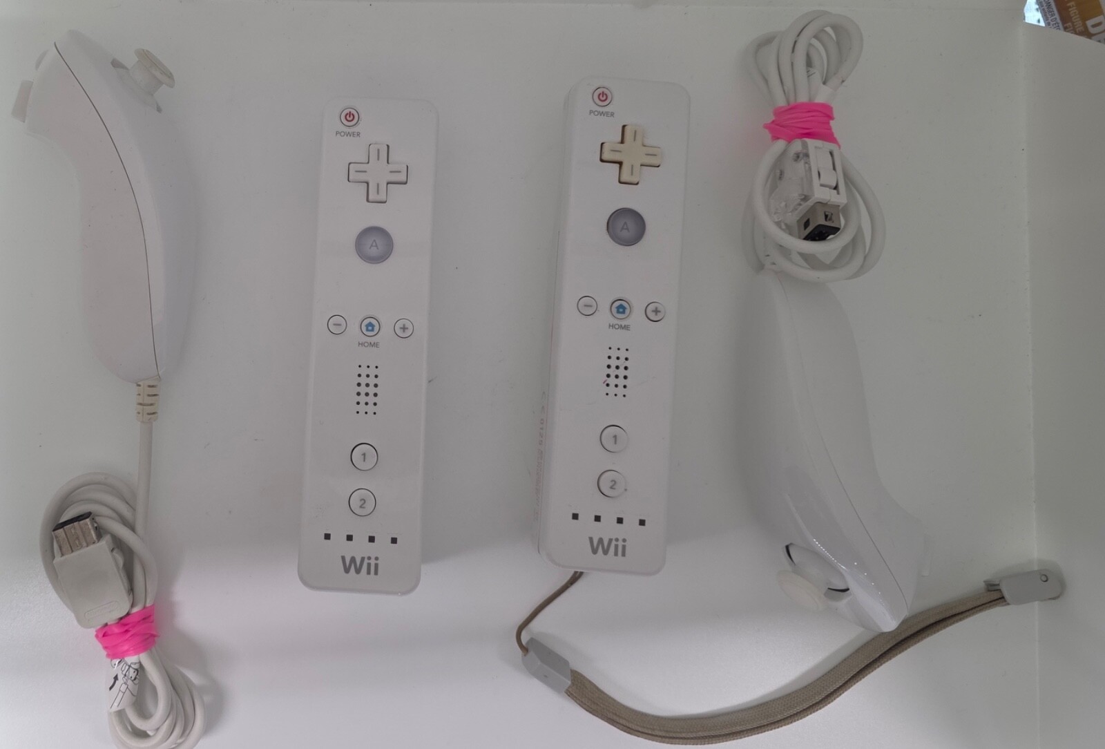 Nintendo Wii Console Bundle with 2 Controllers and Nunchucks including 8 Games