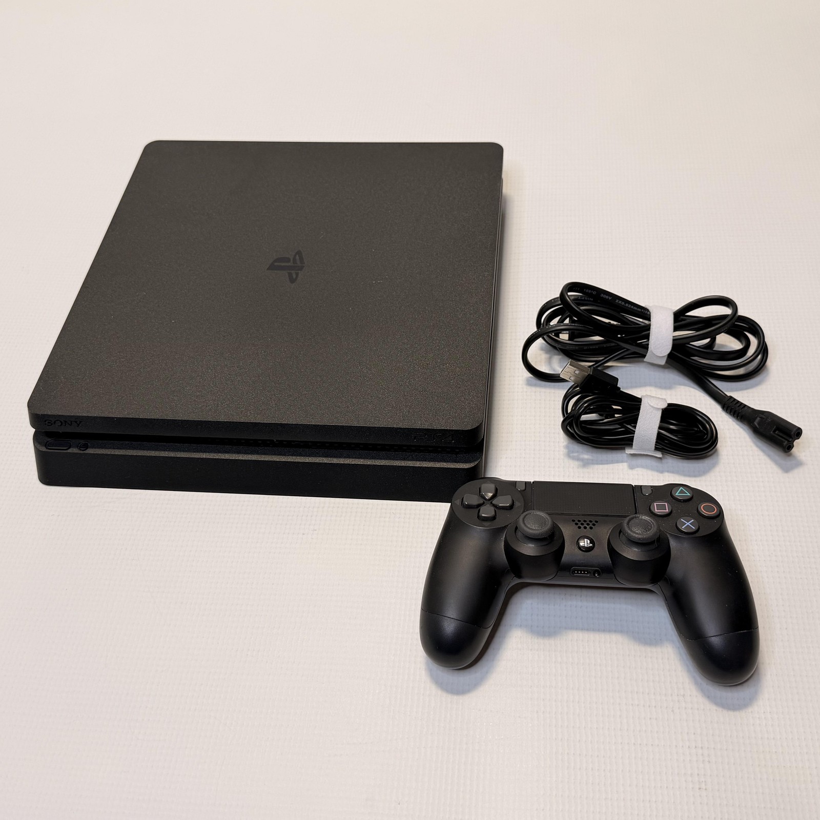 Sony PlayStation 4 CUH-2115B Black Console 1TB DualShock 4 Power USB Game System