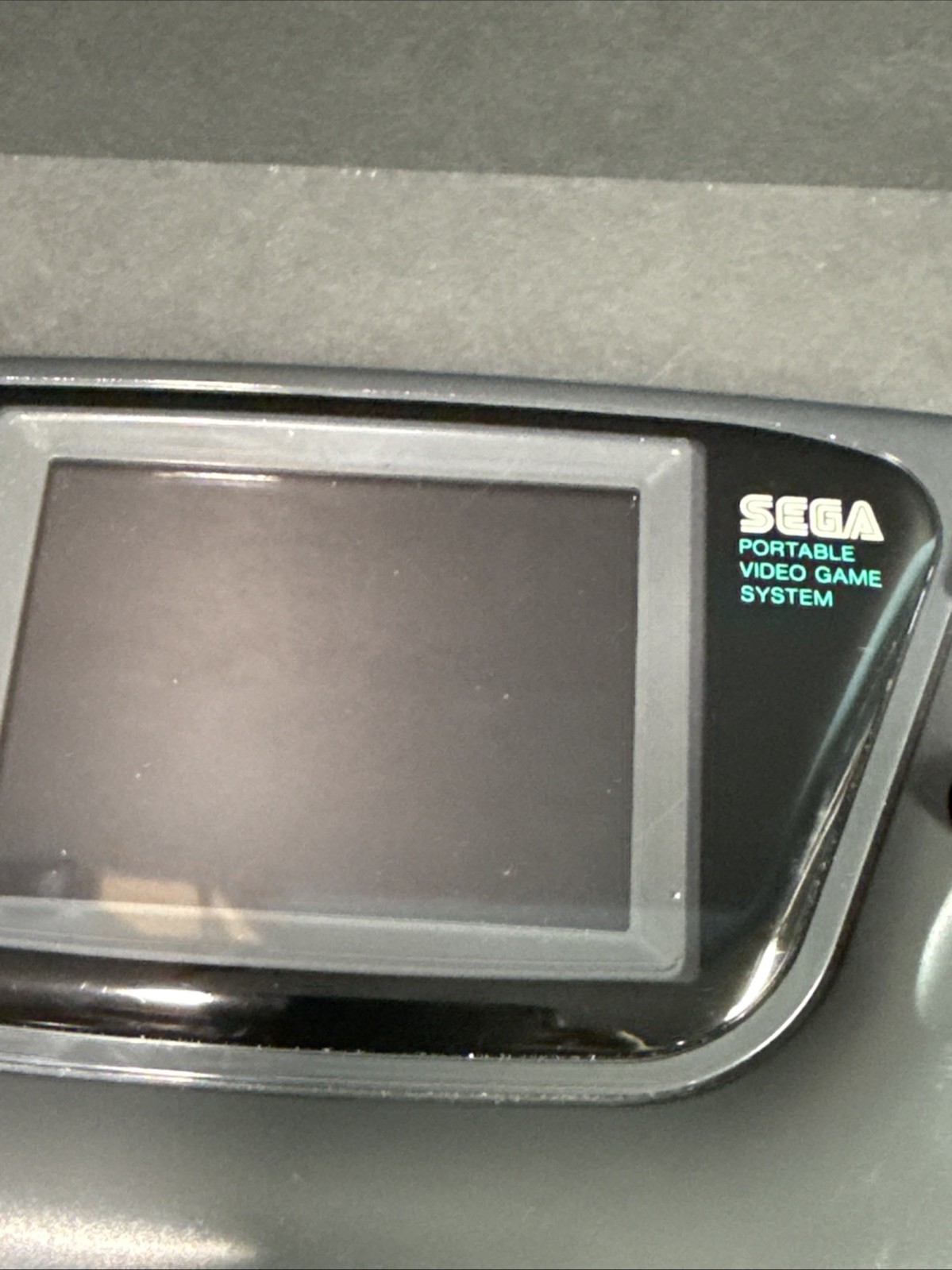 SEGA Game Gear Handheld System – For Parts – Powers Off Immediately