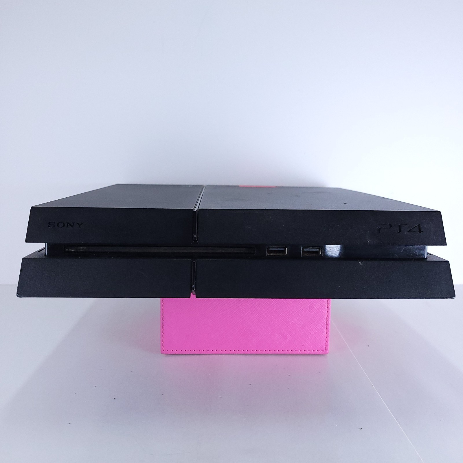 Sony PlayStation 4 PS4 CUH-1215A 500GB Console Only READ DESCRIPTION