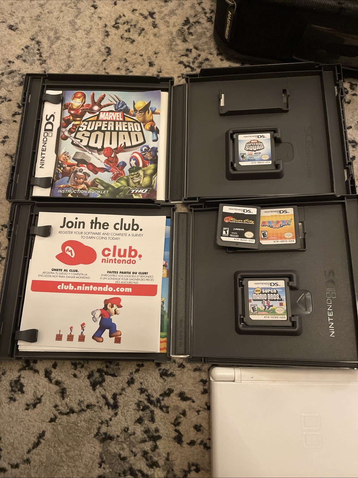 Nintendo DS Lite White Console Bundle 4 Games Mario Marvel Case Charger