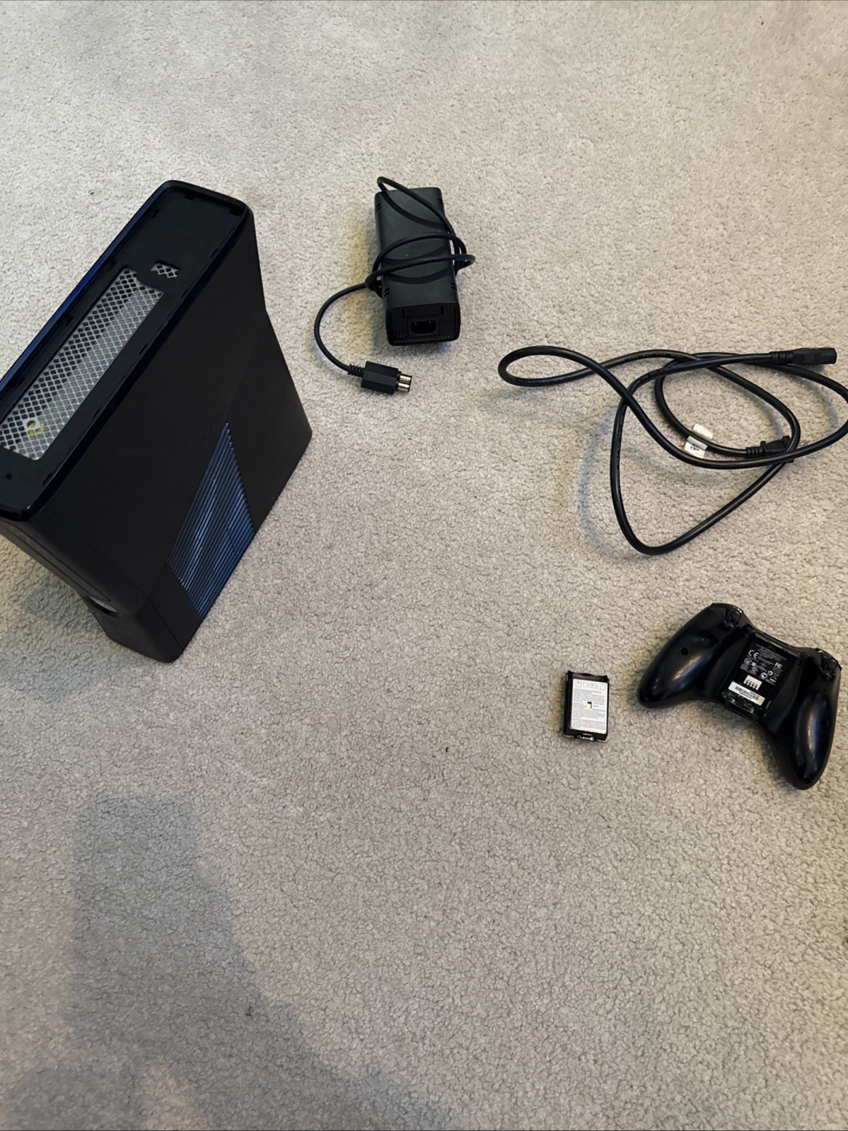 Microsoft Xbox 360 S 4GB Black Console