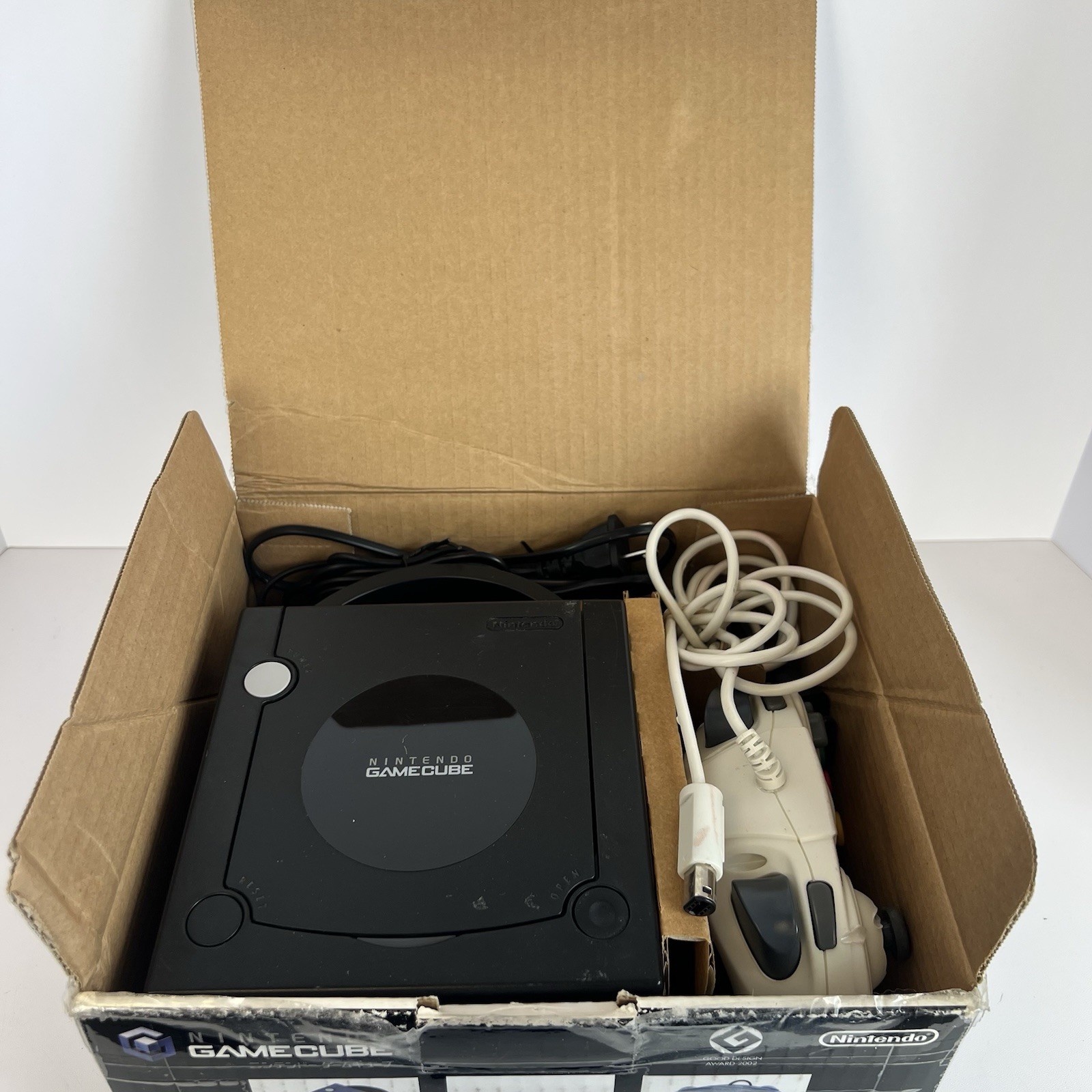 Japanese Nintendo GameCube Console + Box + Inserts