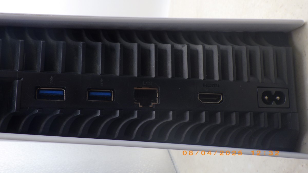 SONY PLAYSTATION 5 DIGITAL SYSTEM – CFI-1015B – CONSOLE, REMOTE, HDM (TDY028177)