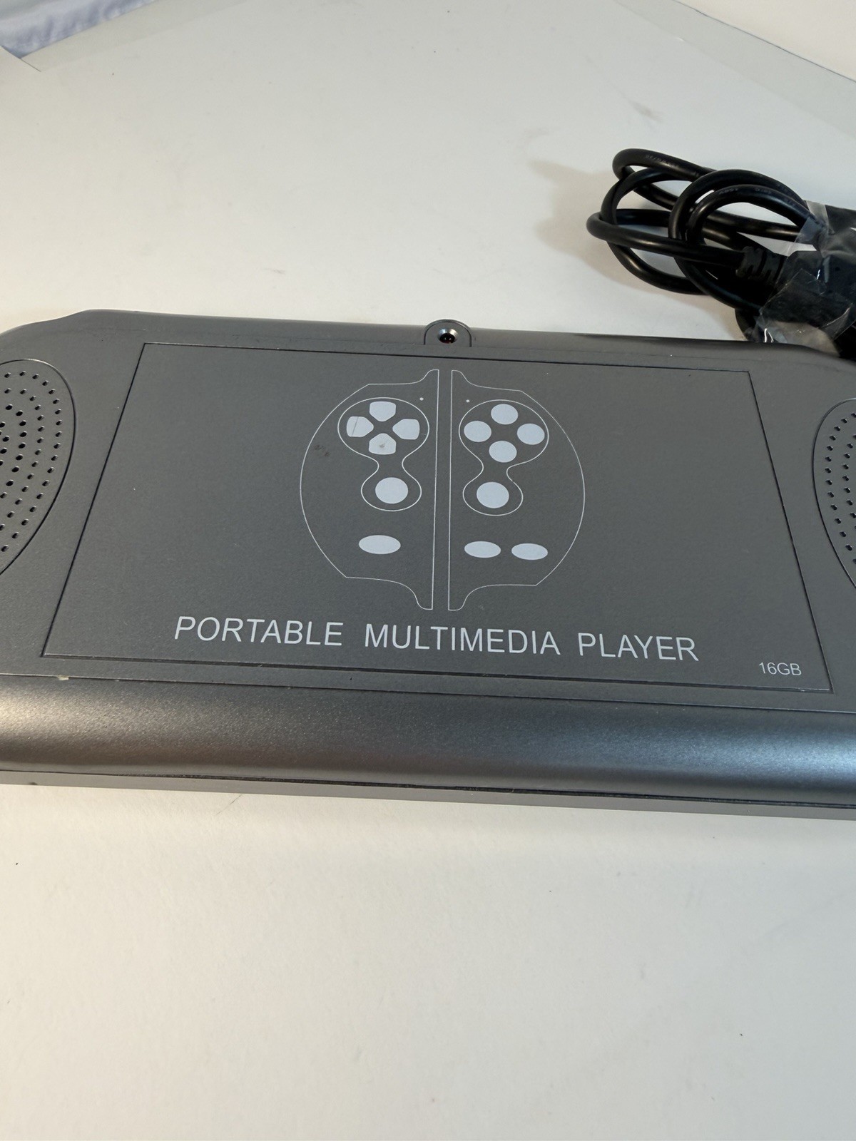 Retro Handheld Game Console Portable Multimedia Player 16GB Built-In Games