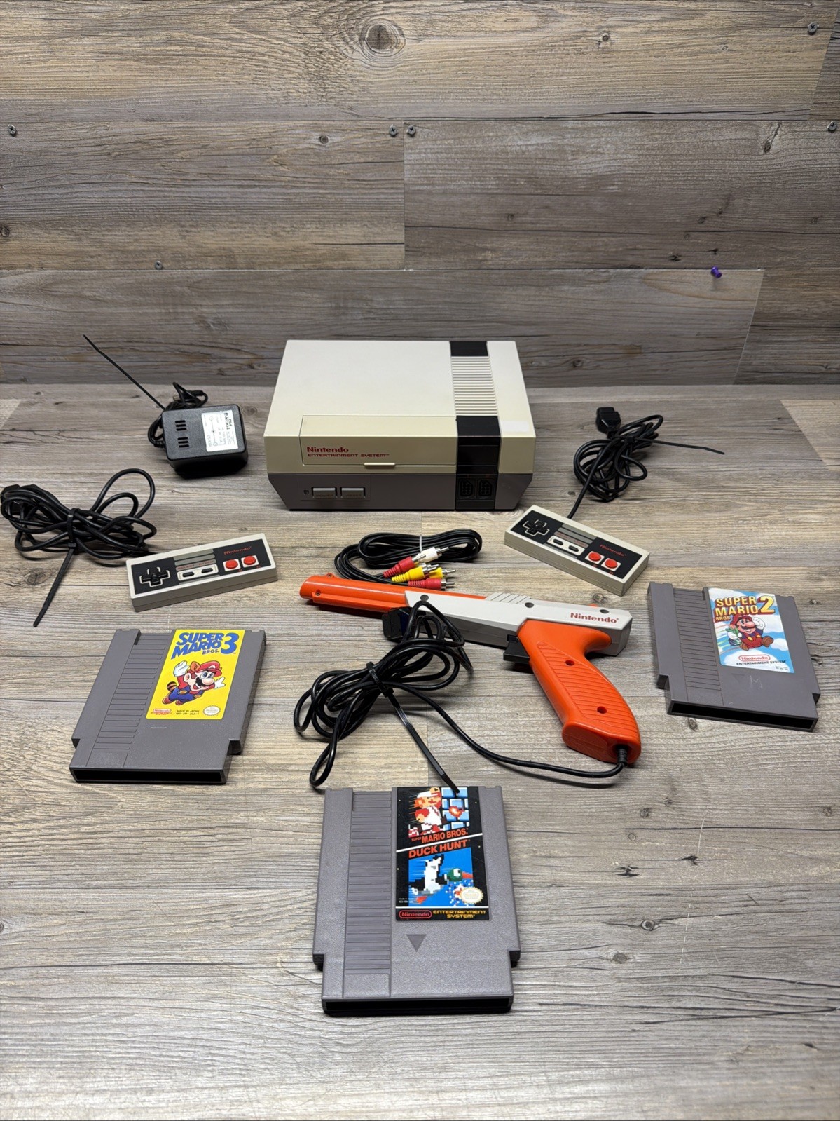 NES Console Bundle with Super Mario Bros. 1,2,3 Tested 2 Controllers Gun Read !