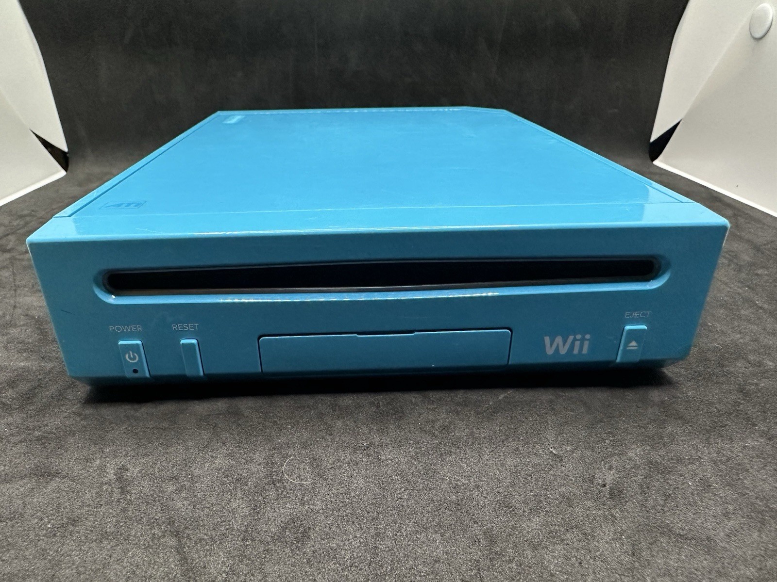 Nintendo Wii Blue RVL-101 Console Bundle Zapper Remote 6 Games Tested OEM