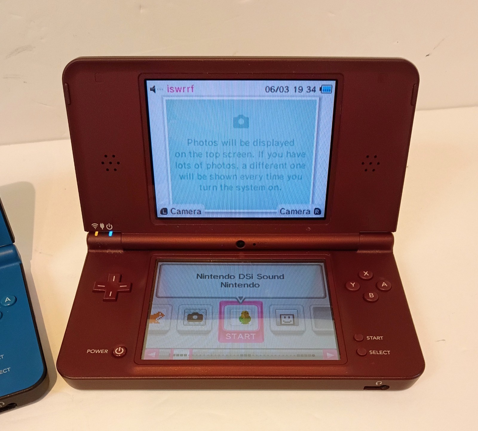 Nintendo DSi XL 2 Handheld Systems Blue & Red Wi-Fi Capability UTL-001(USA) 2008