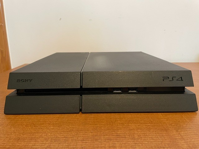 Sony PlayStation 4 Console PS4 Bundle CUH-1215A 500GB OEM Controller / 2 Games