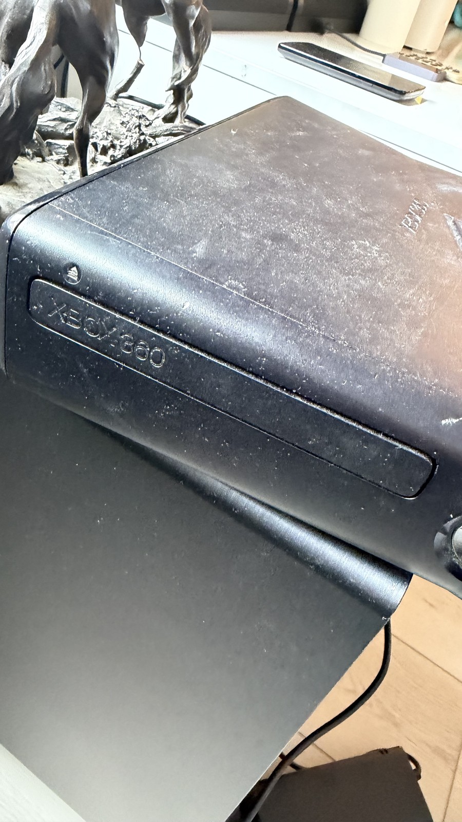 Microsoft Xbox 360 S 250GB Console Model 1439 Black with Controller and Power