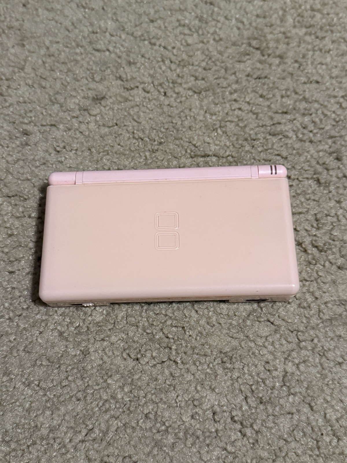 Nintendo DS Lite Video Game Console – Metallic Rose – BROKEN / For Parts Repair