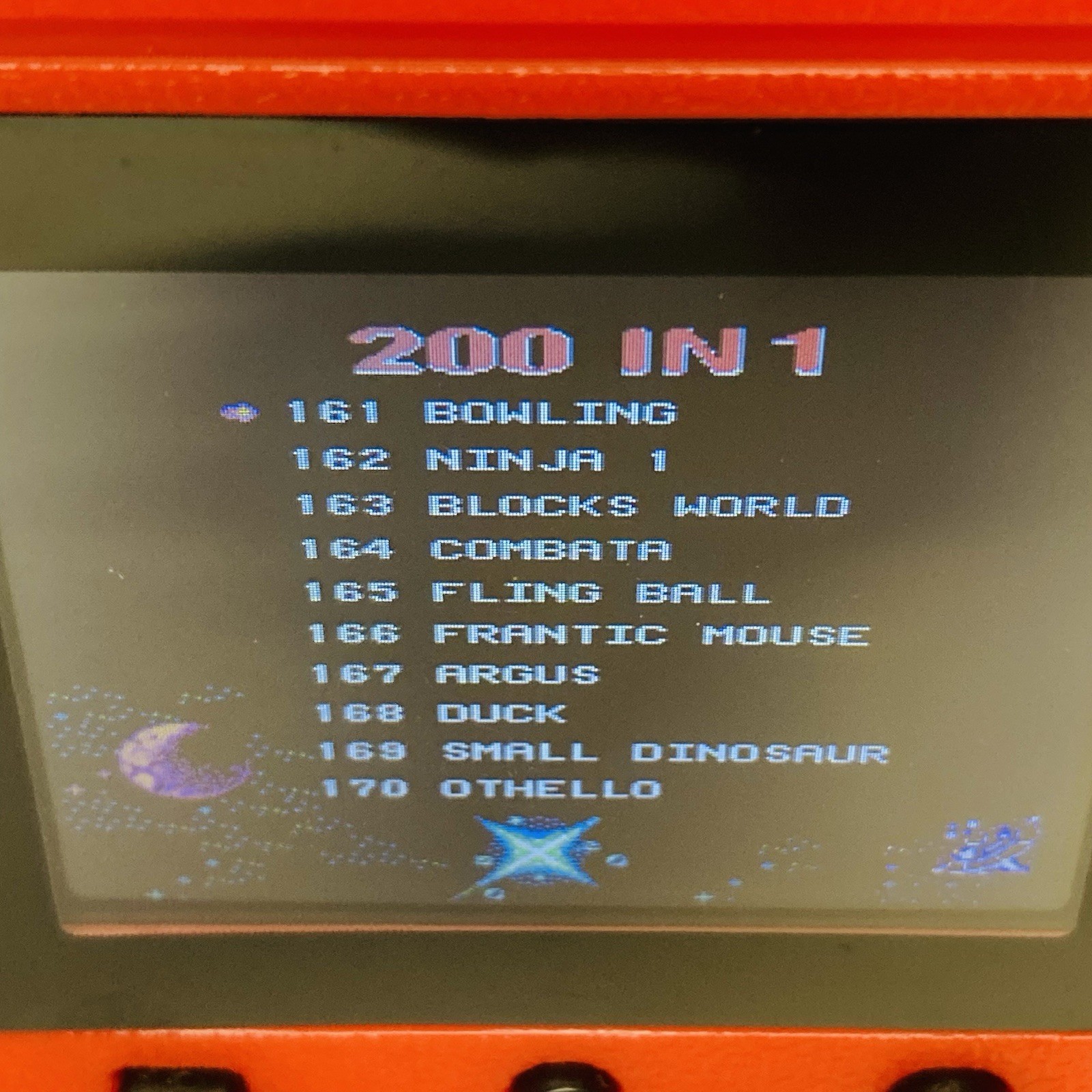 CLASSIC ARCADE Handheld Video Game System w/200 Games By Tech Solutions (USED)