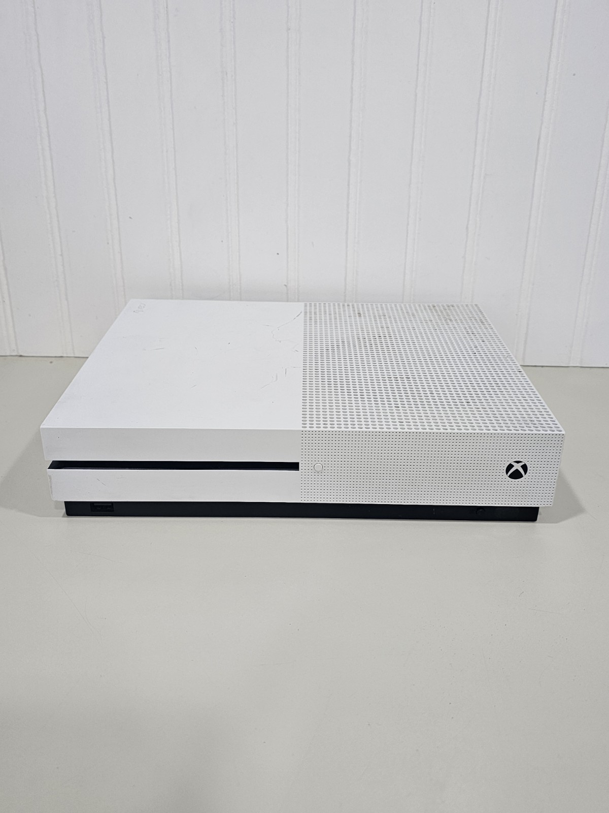 Microsoft Xbox One S Console – White For Parts Or Repair Not Powering On