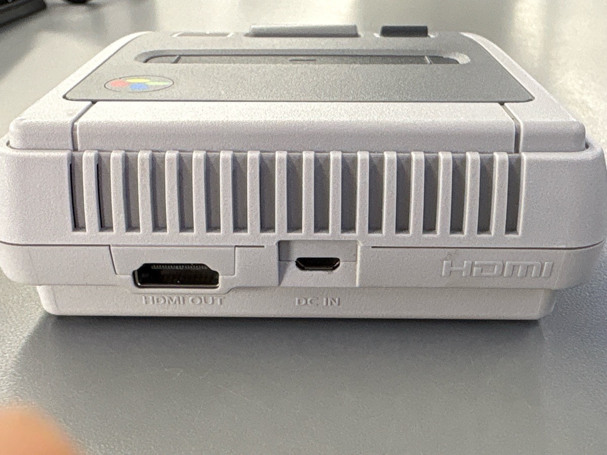 Nintendo Classic Mini Super Famicom SFC 21 games bulit in CLV-301 (PD3048540)