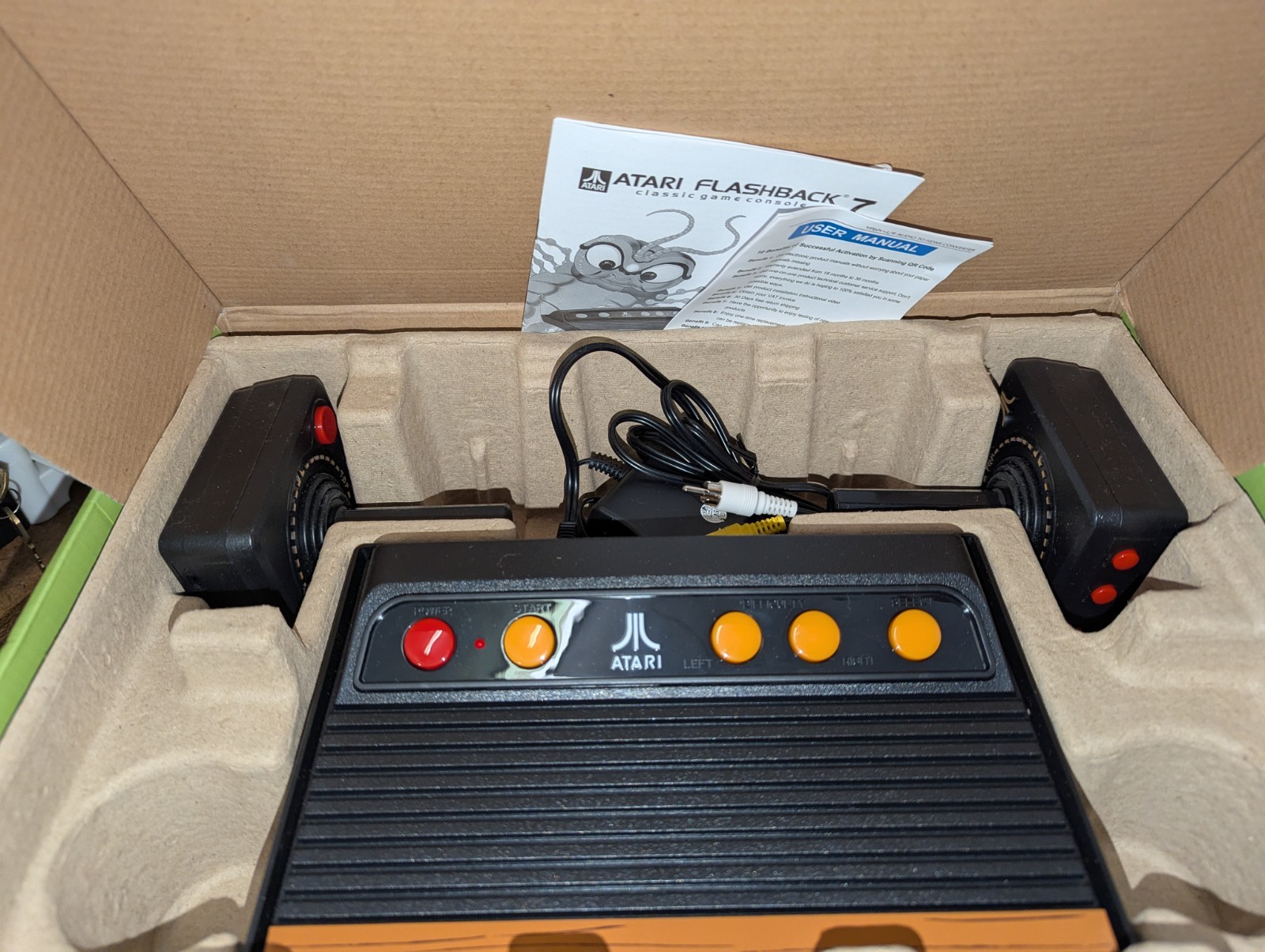 Atari Flashback 7 Classic Game Console 101 Built in Games Space Invaders Frogger