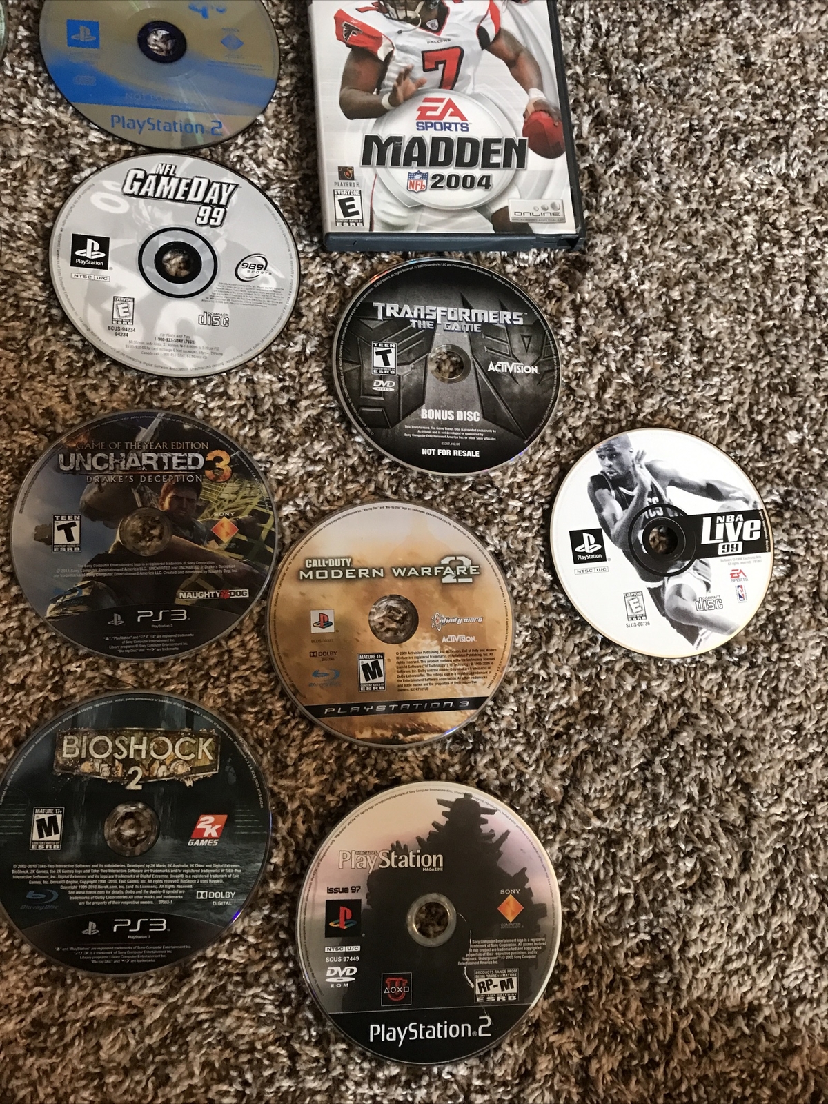 Sony PlayStation Console Bundle 15 games, Etc.