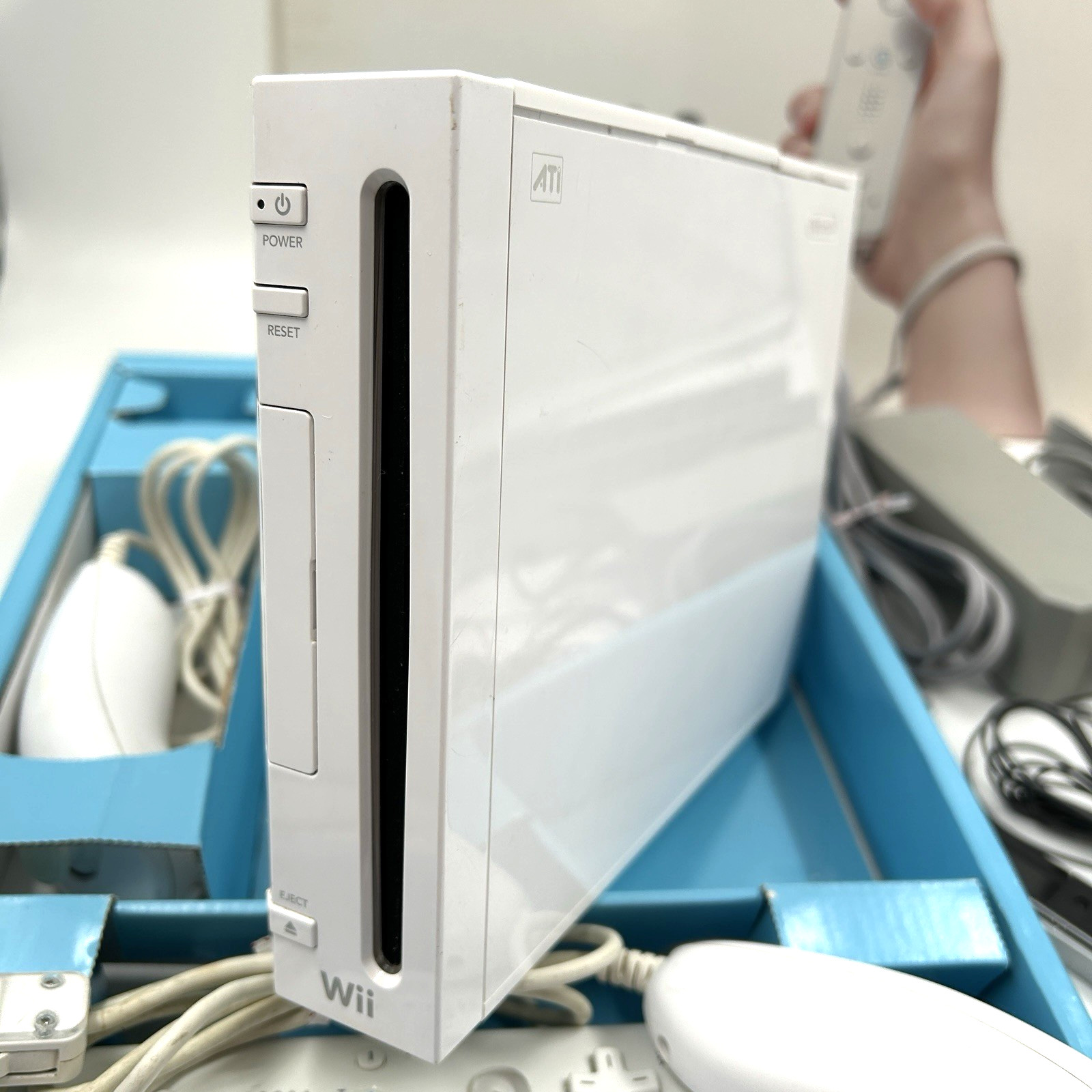 Huge Nintendo Wii Console Bundle RVL-101 2 Controllers 23 Games Mario With Box