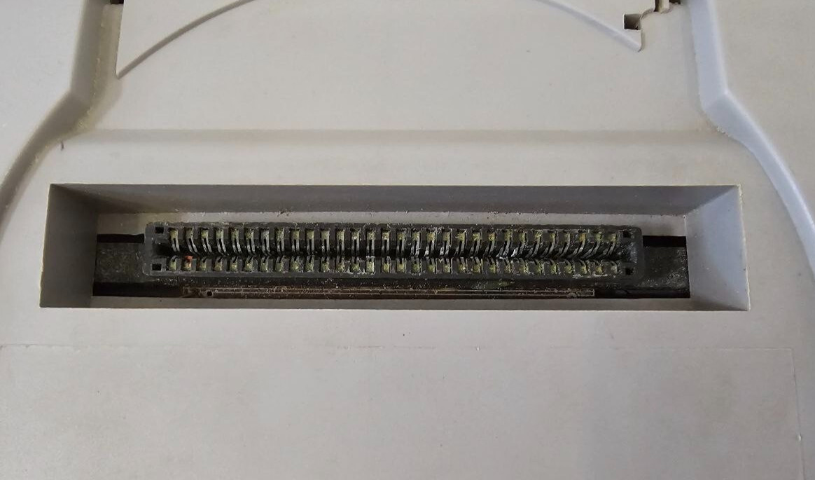 Retro Vintage 1990s Game Console 8 bit analog Dendy Computer Game for repair