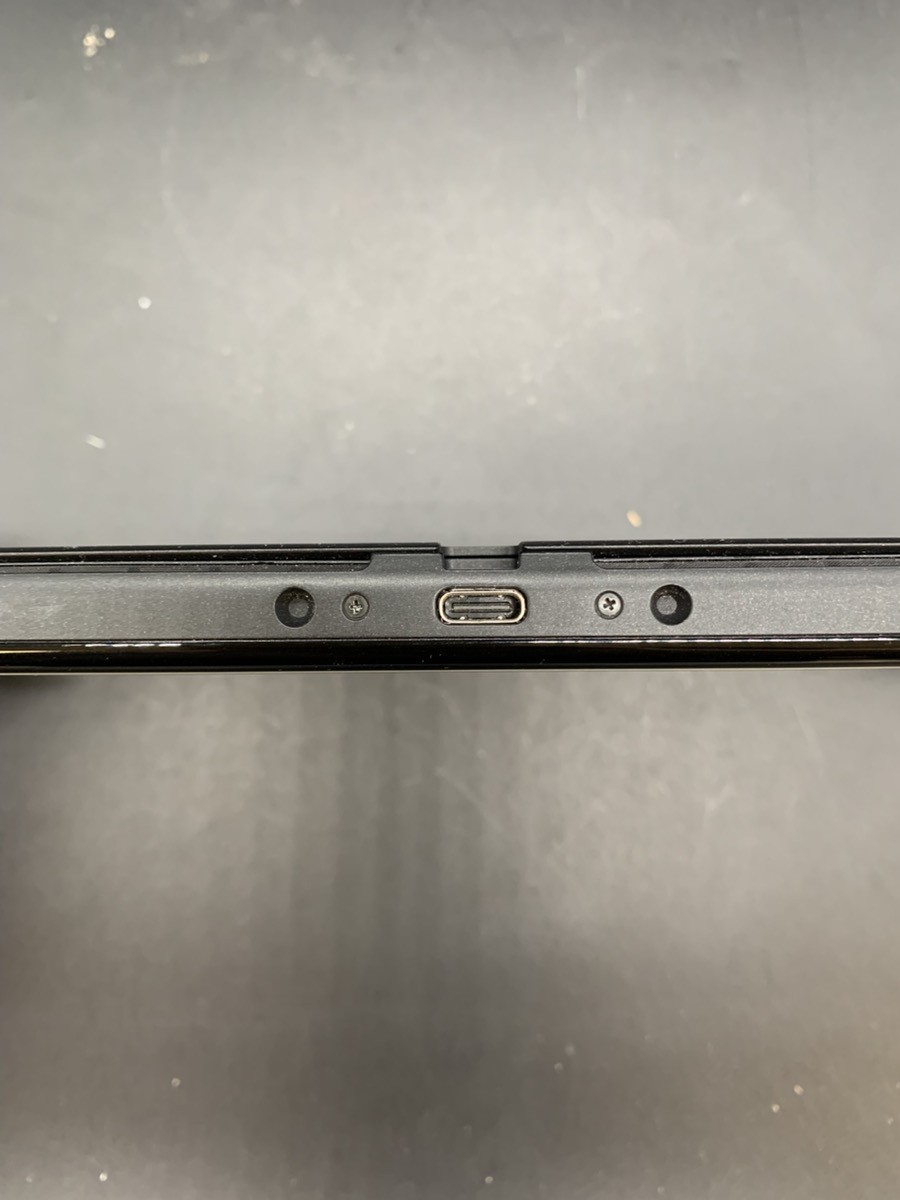 NINTENDO SWITCH HANDHELD – OLED – HEG-001 (SH3034338)