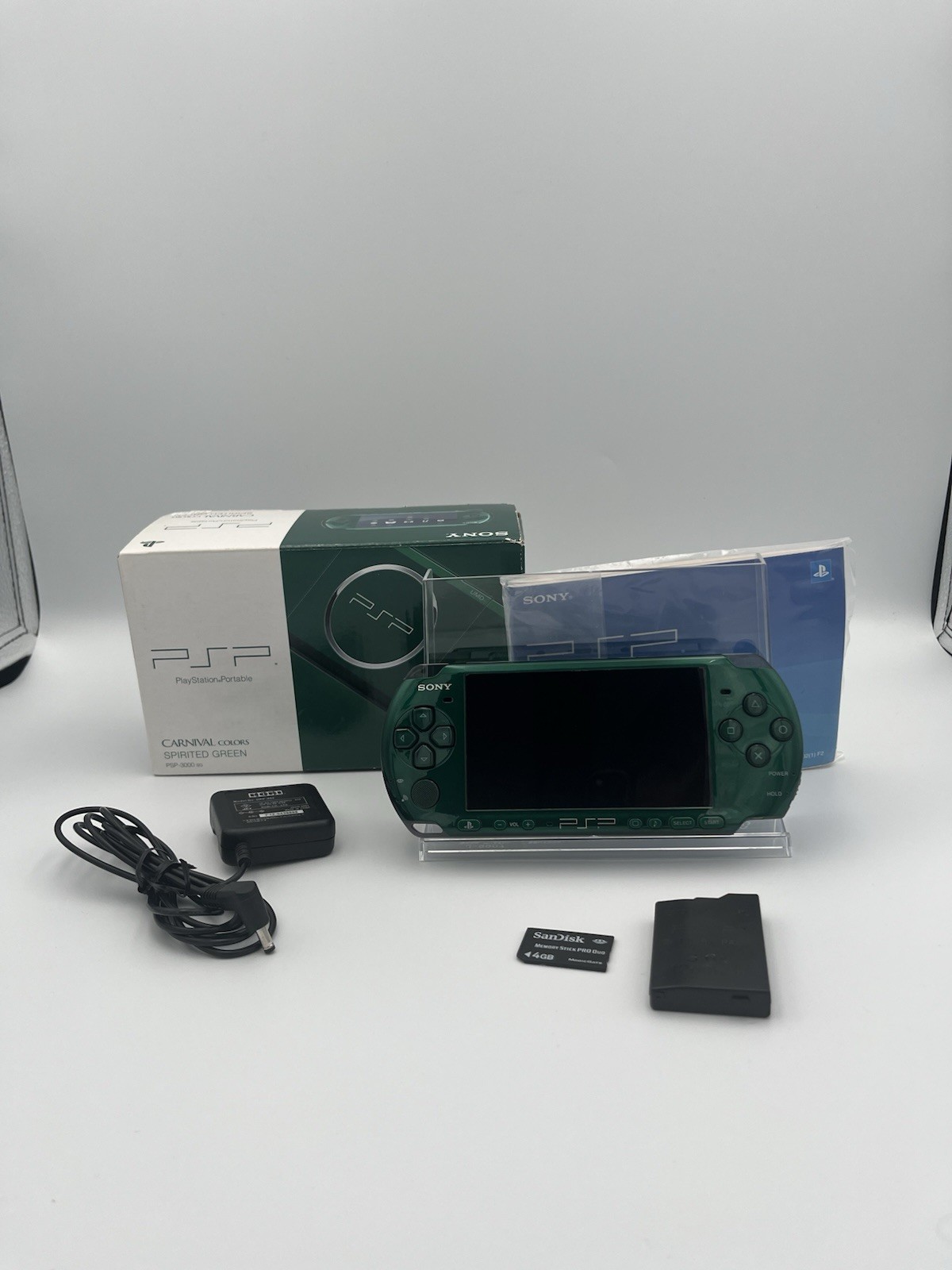 Sony PSP-3000 Spirited Green Console Tested Working Boxed w/ Battery Charger 4GB