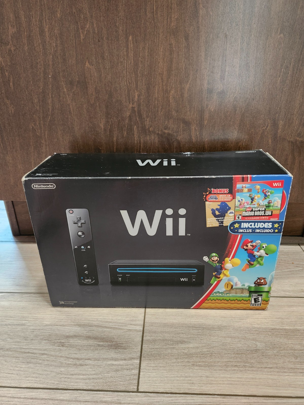 Nintendo Wii Black Console bundle in original box Super Mario Bros Bundle