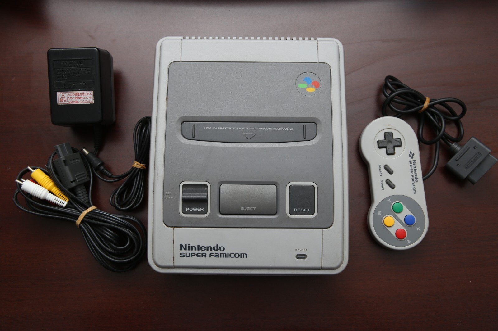 Nintendo Super Famicom console v-good condition Japan SFC system US Seller