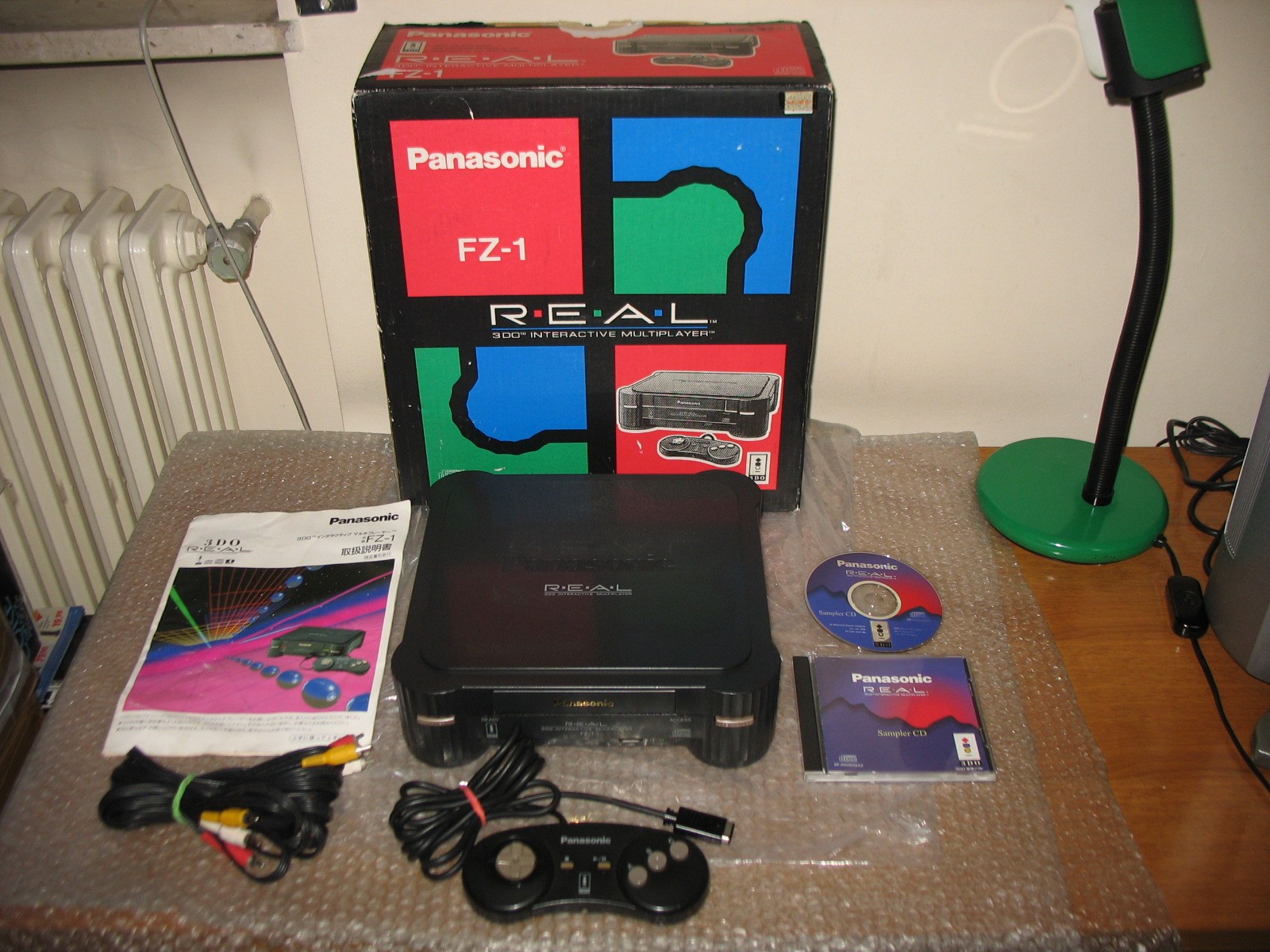 BOXED PANASONIC 3DO FZ-1 FRONT LOADING CONSOLE JAP IMPORT!