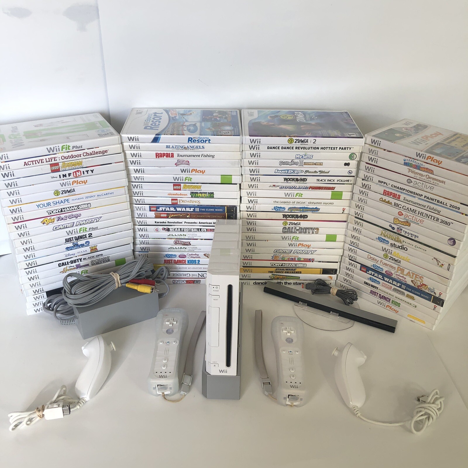SAME DAY SHIPPING🚚💨 Nintendo Wii System Console 2 Controllers GAMES BUNDLE