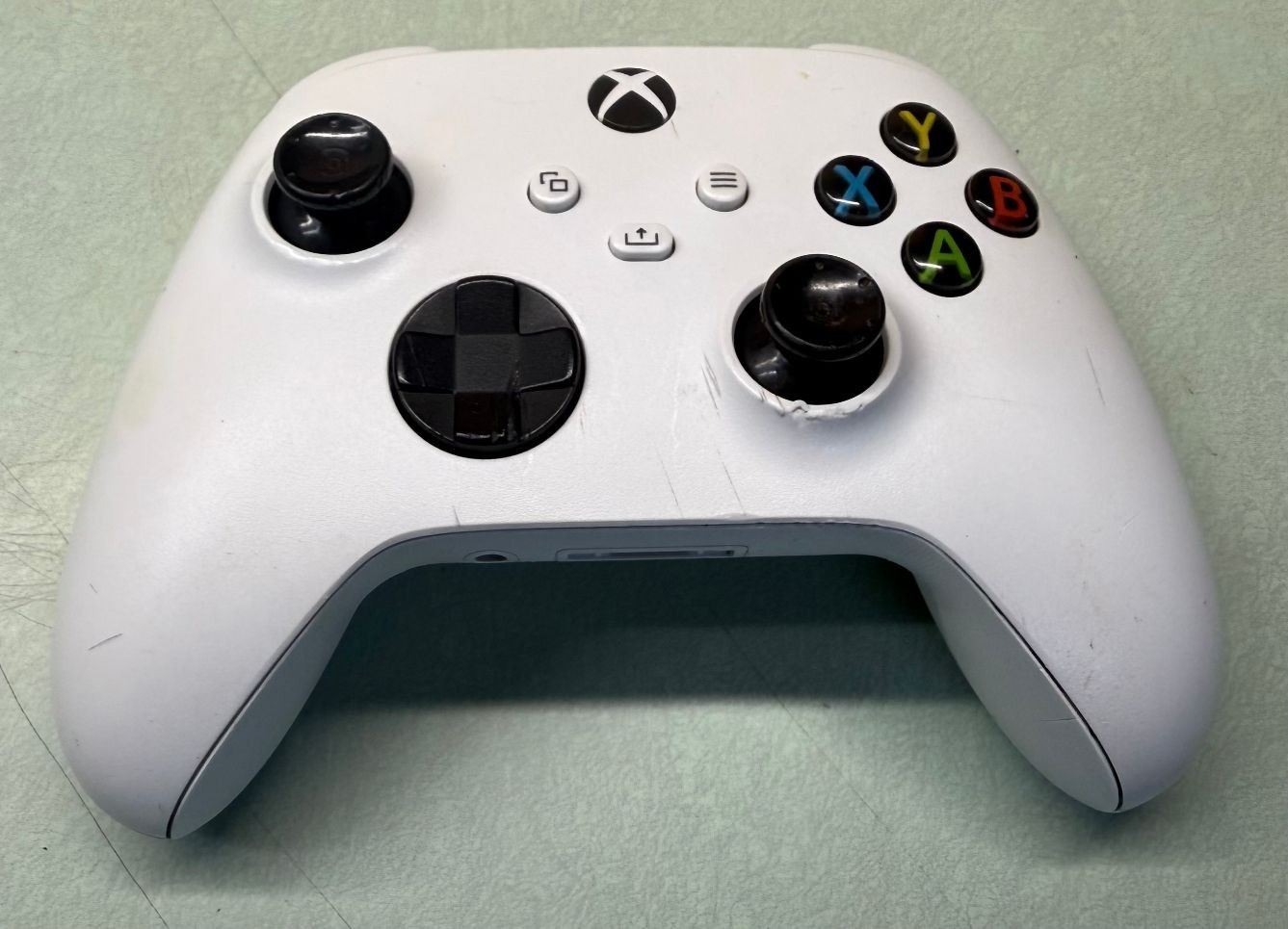 Microsoft Xbox Series X Digital Edition 1TB Console White Bundle Tested Reset