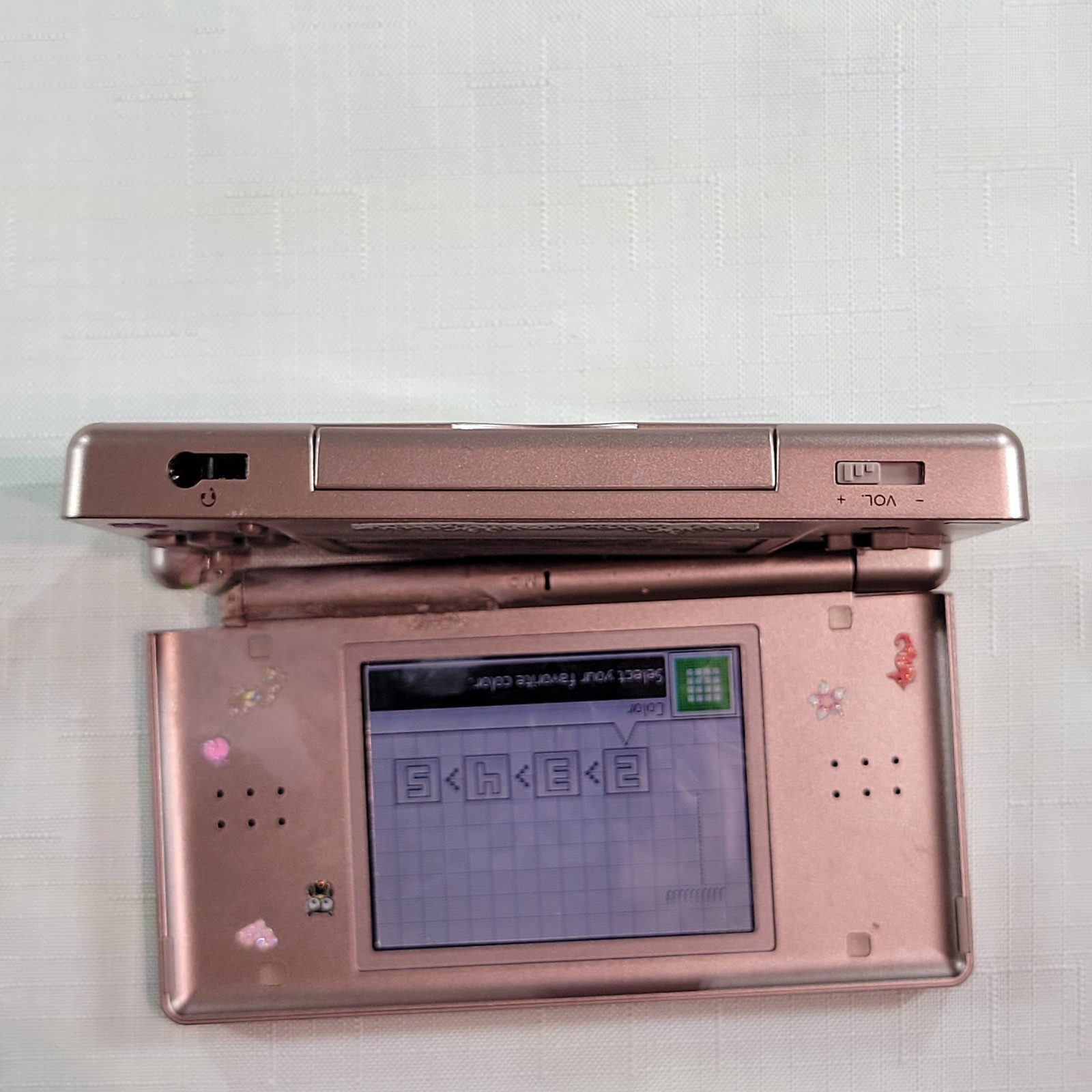 Nintendo DS Lite Metallic Rose Pink + Super Princess Peach Lunchbox ⭐️ Damage ⭐️