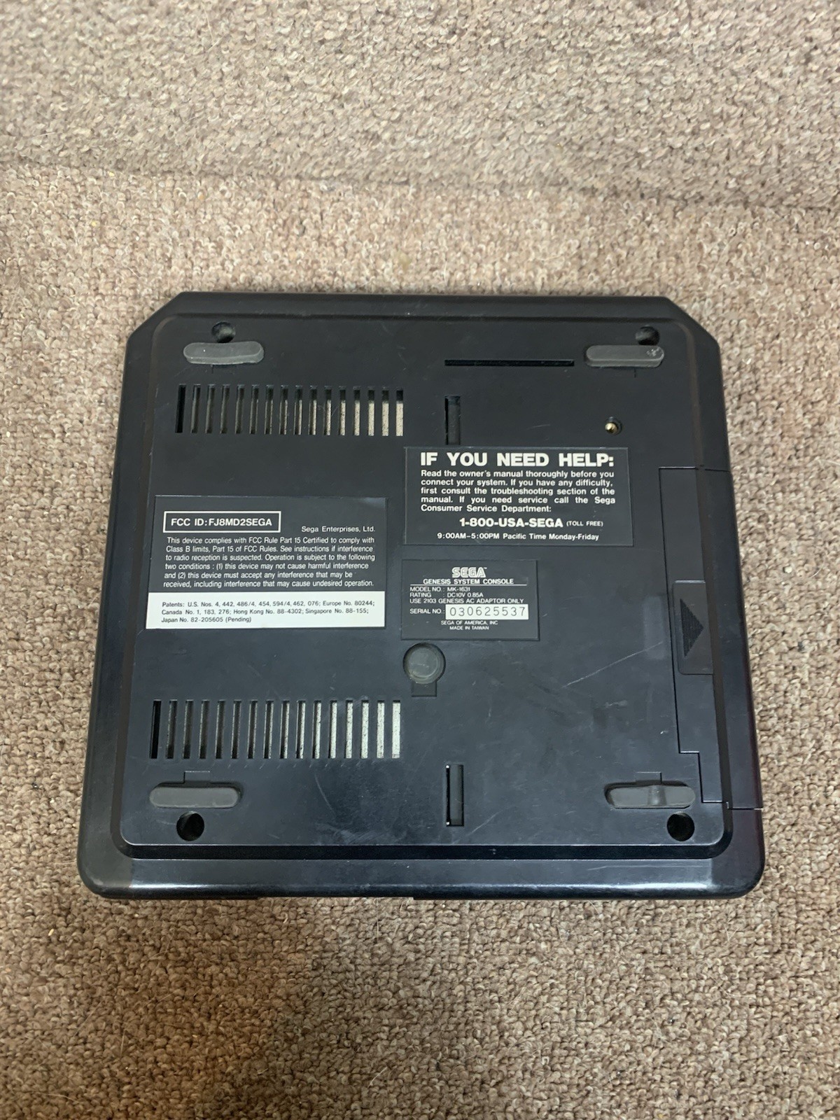 Original OEM Sega Genesis System Model 2 Console Complete w/ Sonic Tested