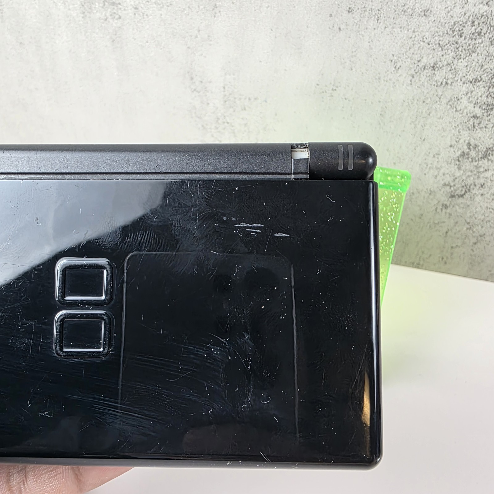 Nintendo DS Lite Black Handheld System USG-001 – Broken Screen Hinge