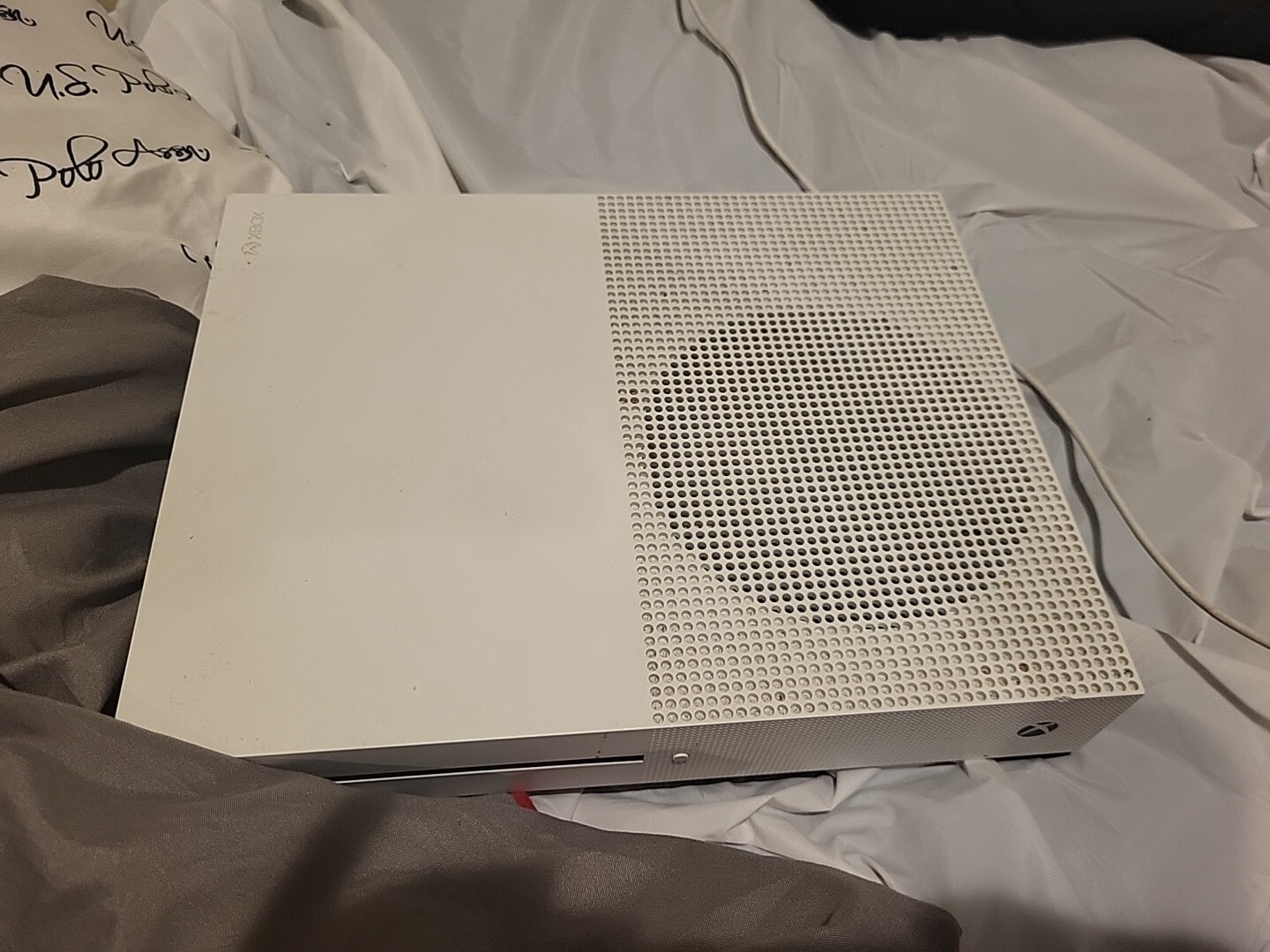 Xbox One S 1TB Console – White (XBS1TB)