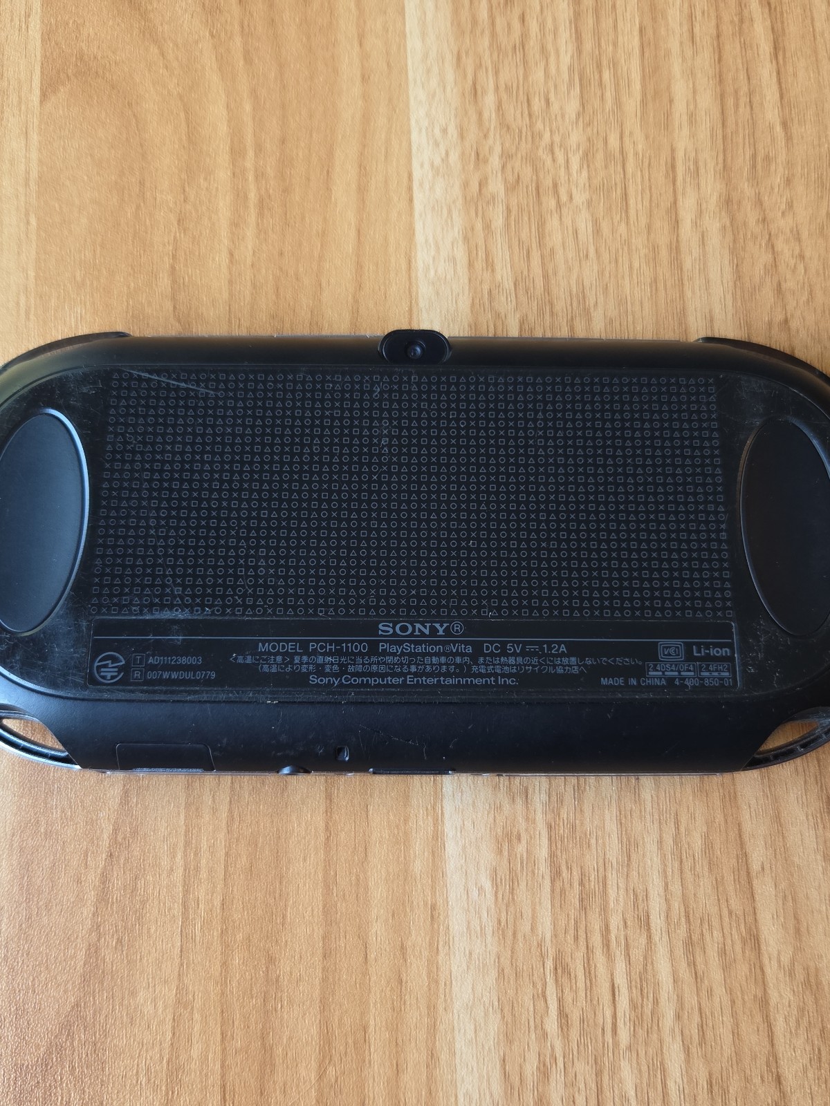 Sony Ps Vita PCH-1100 Crystal Black Model Console And Charger TESTED