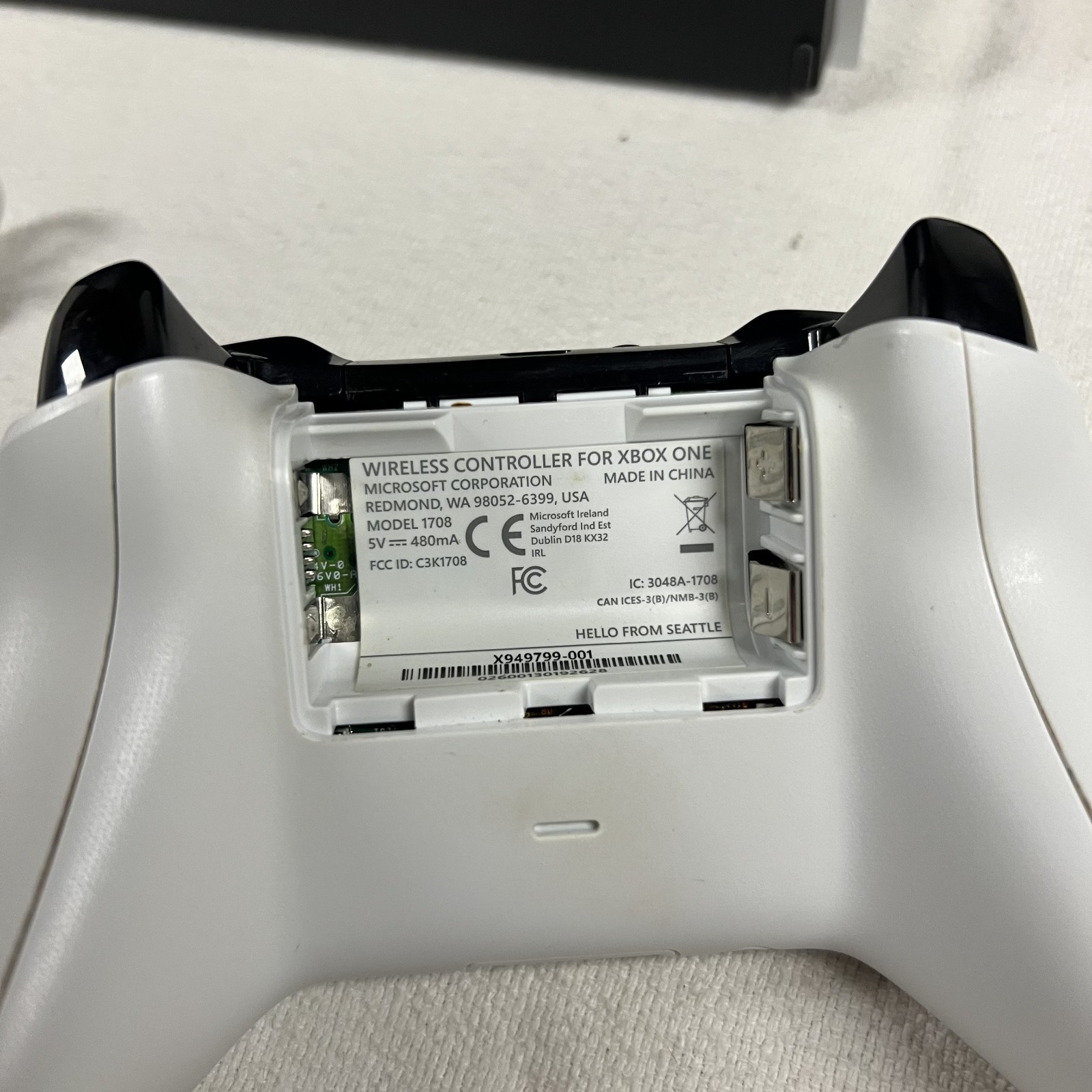 ​Xbox One S White Console Bundle Controller + 5 Games Tested & Working