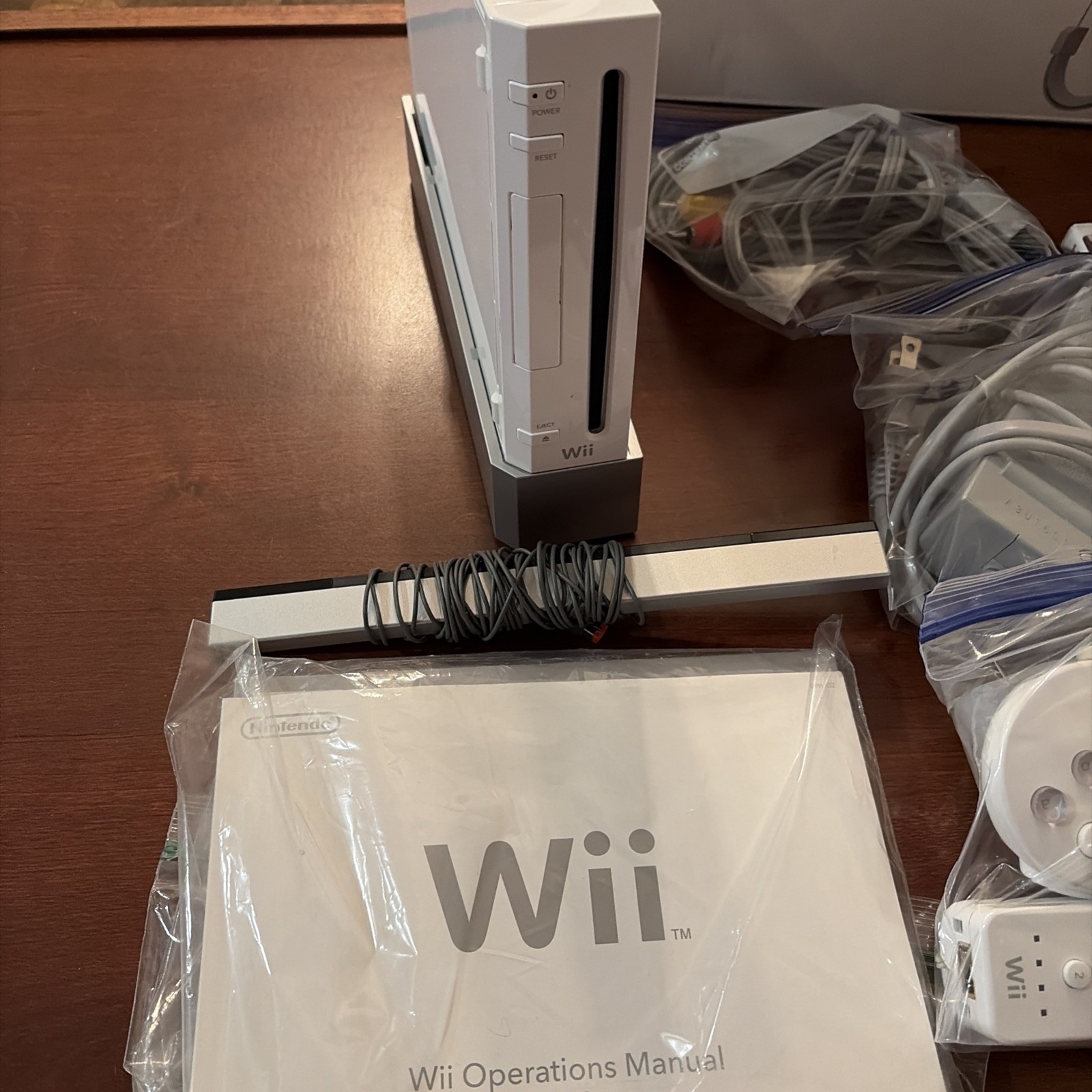 Nintendo Wii White System Bundle With Manuals, Controllers, 2 Games Included