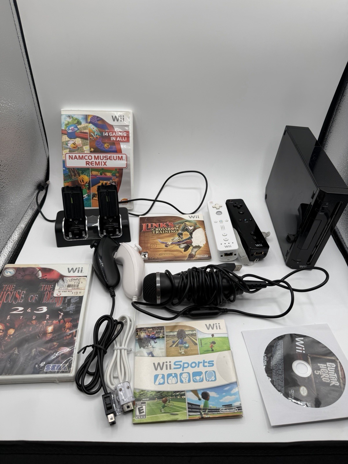 Nintendo Wii RVL-001 Home Console – Black Bundle! Games! Tested! Remotes!!!