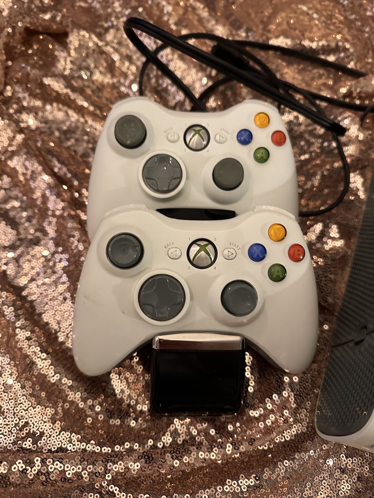 2 CONTROLLERS With Charger/ Holder Bundle Microsoft XBOX 360 PRO Gaming System