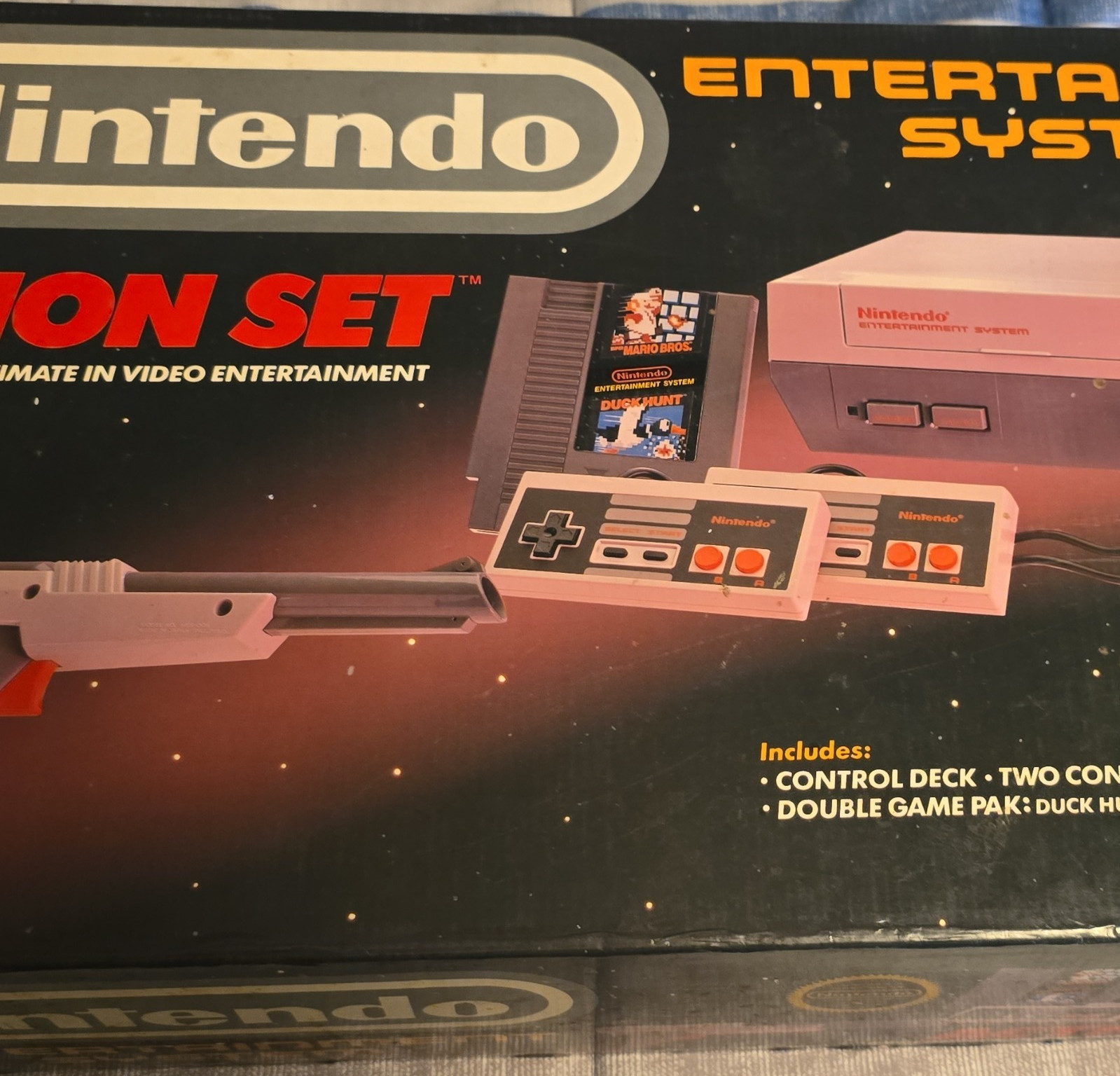 Nintendo NES Action Set Console Bundle NTSC-U/C Gray w/ Light Gun Composite