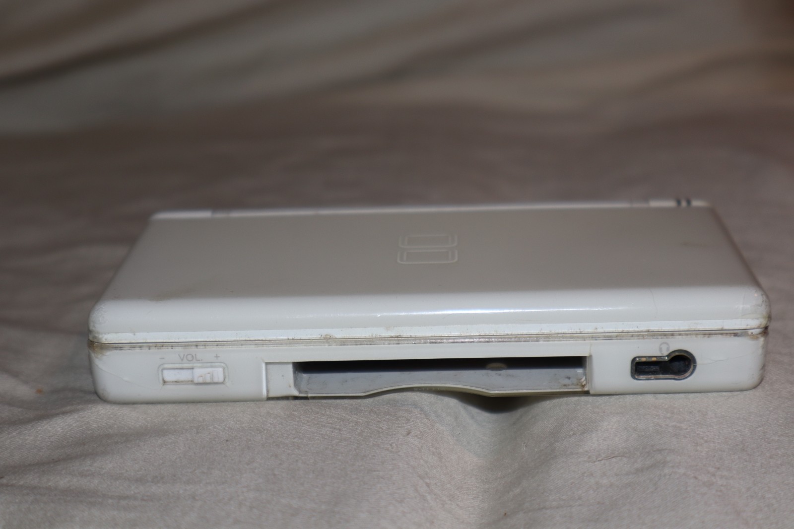 Nintendo DS Lite Handheld Console ONLY- Polar White *READ*