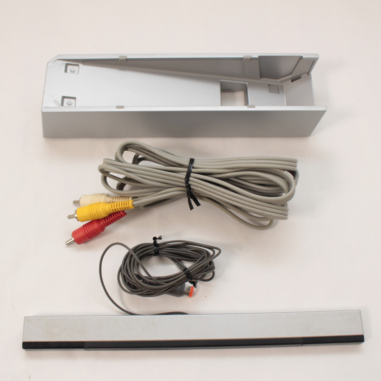 Nintendo Wii Console Tested w/Box Remote Motion Plus LUIGI Bowser Wheel Game JP