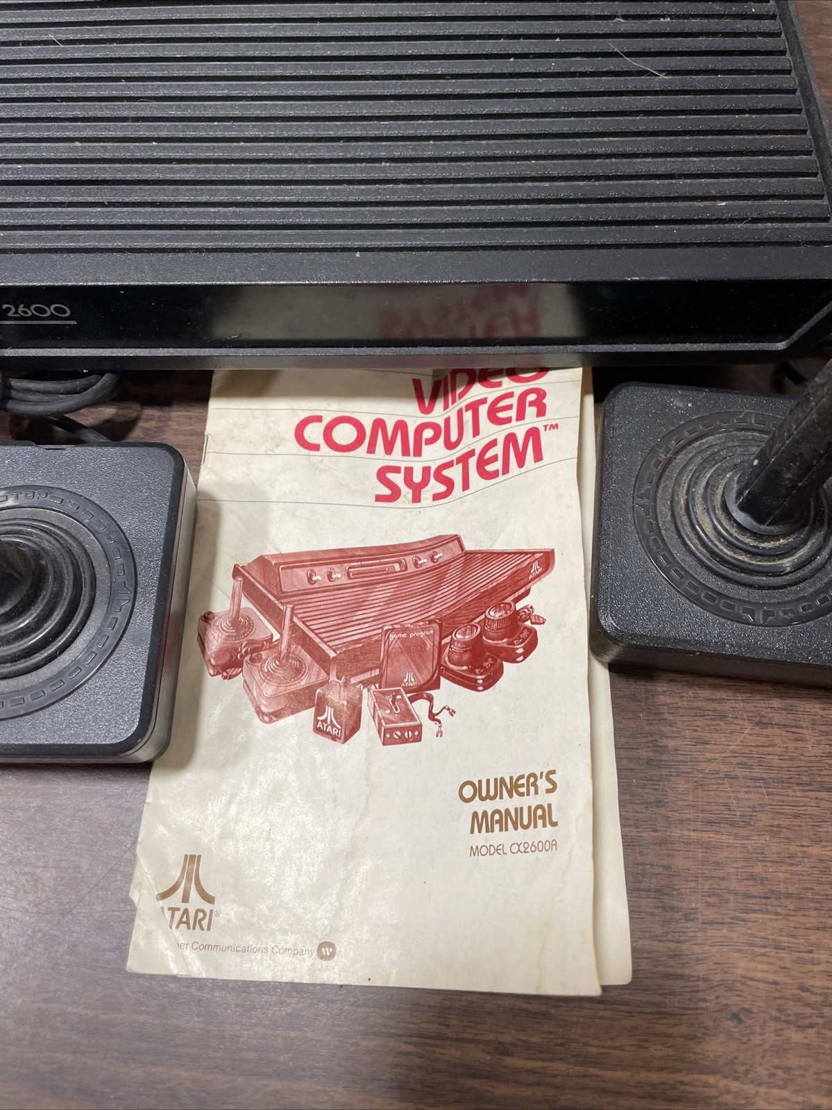 Atari 2600 Wood Console 2 Controllers Owners Manual No Power Supply Untested