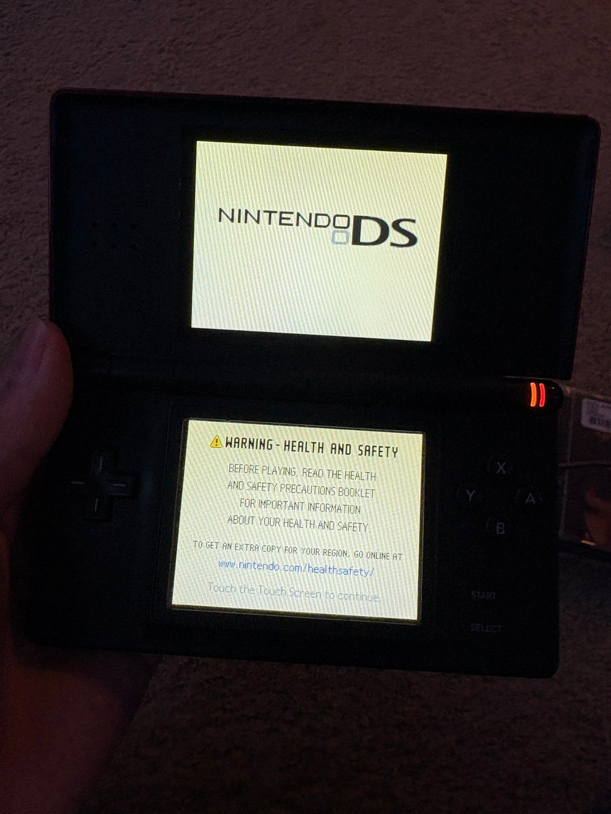 Nintendo DS Lite – Crimson Red/Black – Charger & Stylus Included