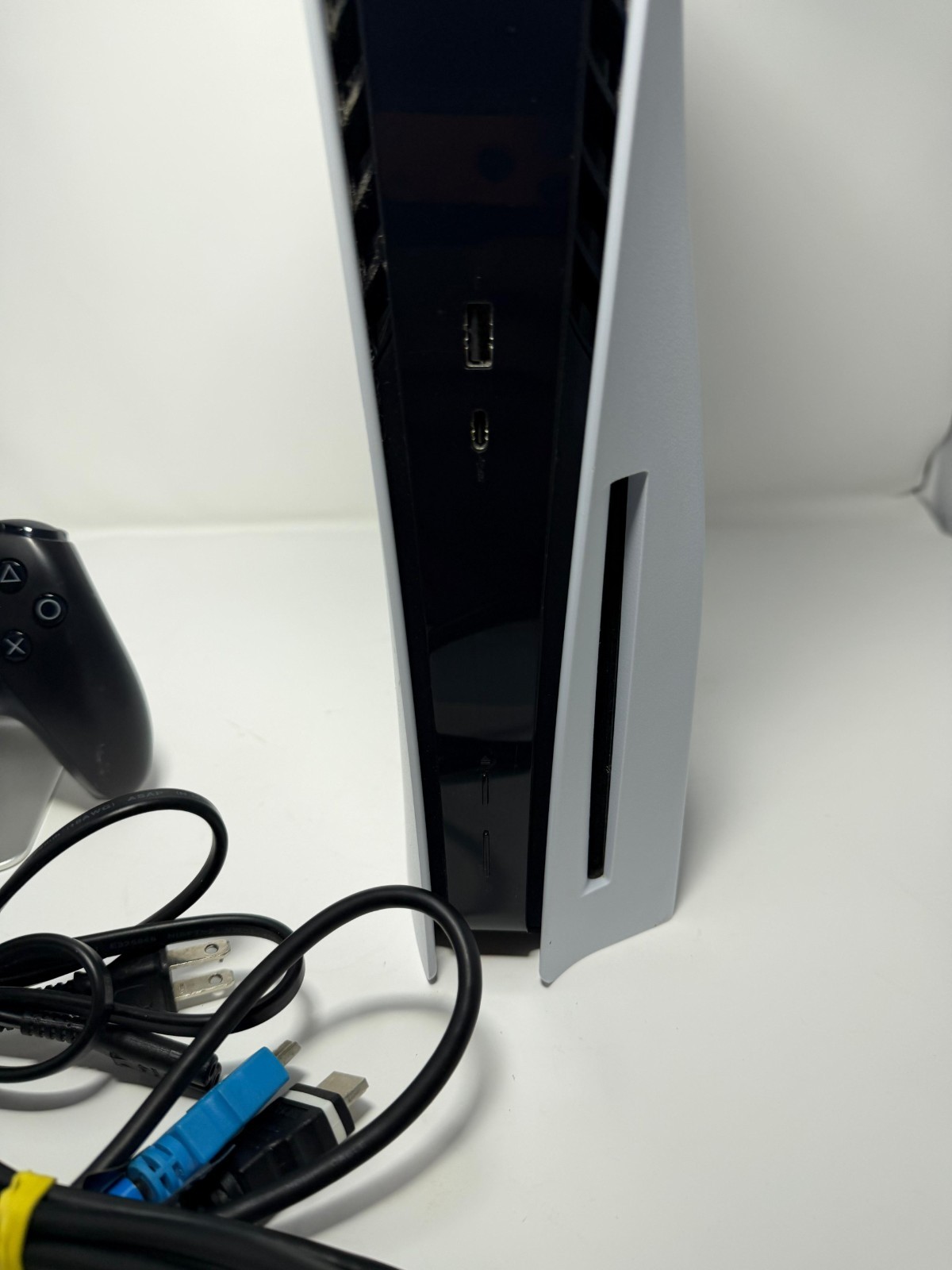 PlayStation 5 Standard Disc Console w/ Controller – Tested & Working