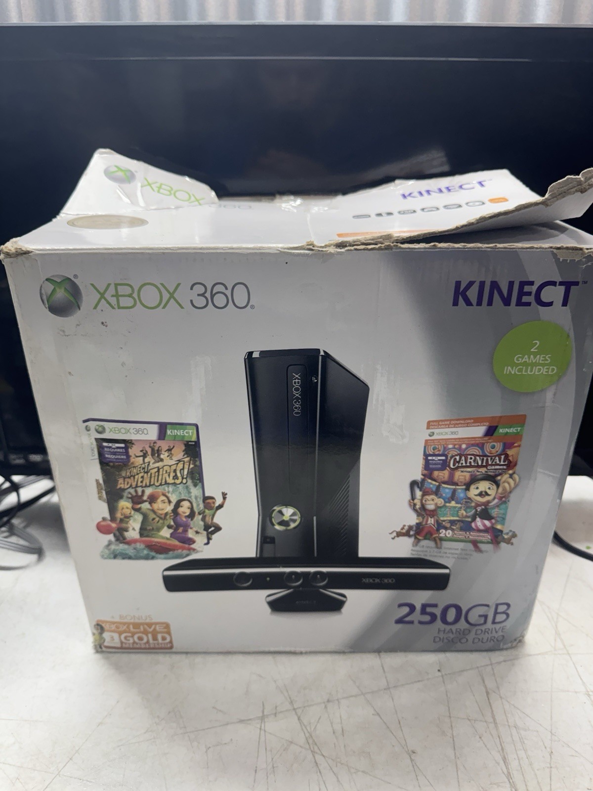 Microsoft Xbox 360 Slim 4GB Console & Kinect – Black – In Box – Tested
