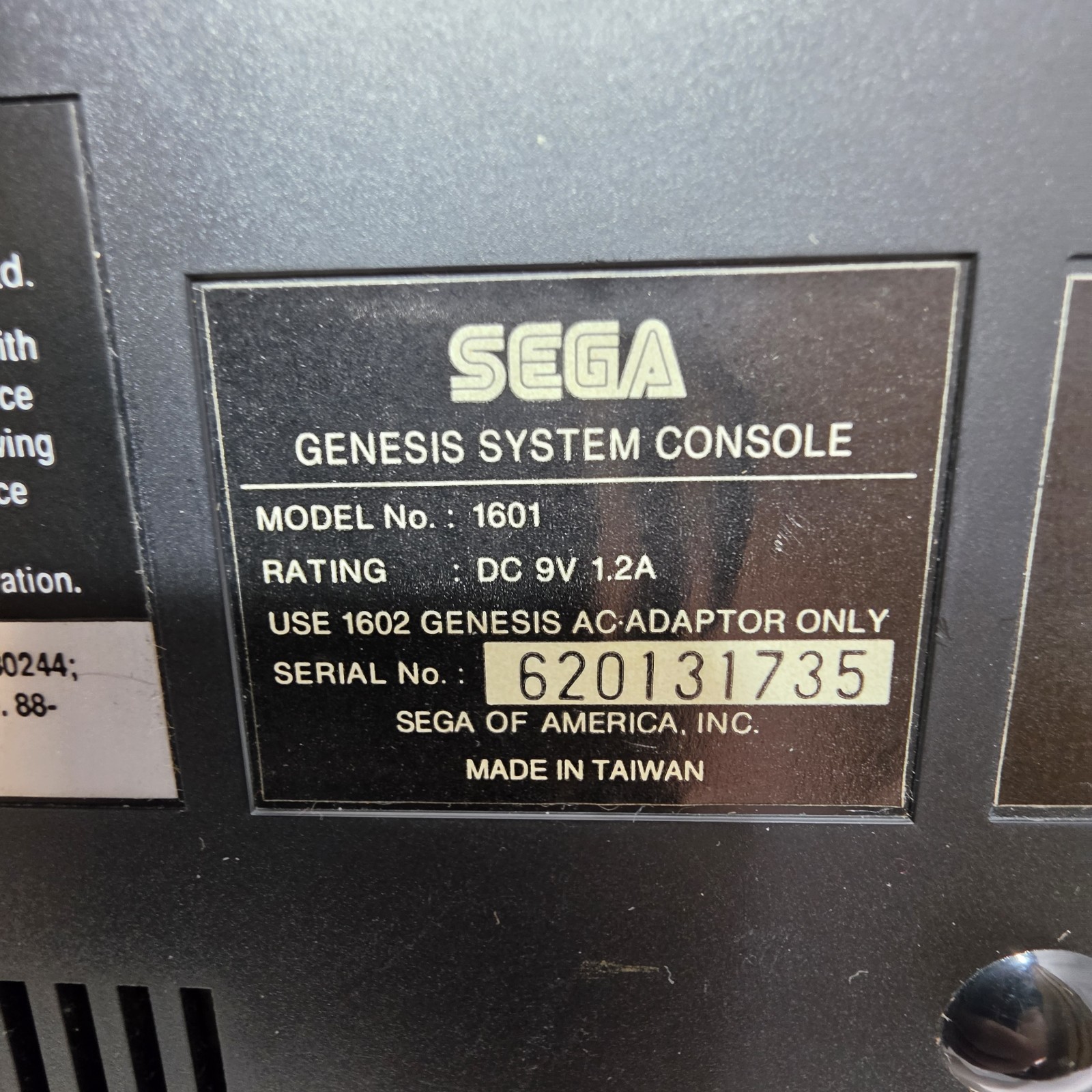 Sega Genesis Model 1 MK-1601 Console W/ 2 Controllers – Sonic 2 & Auto RF Switch
