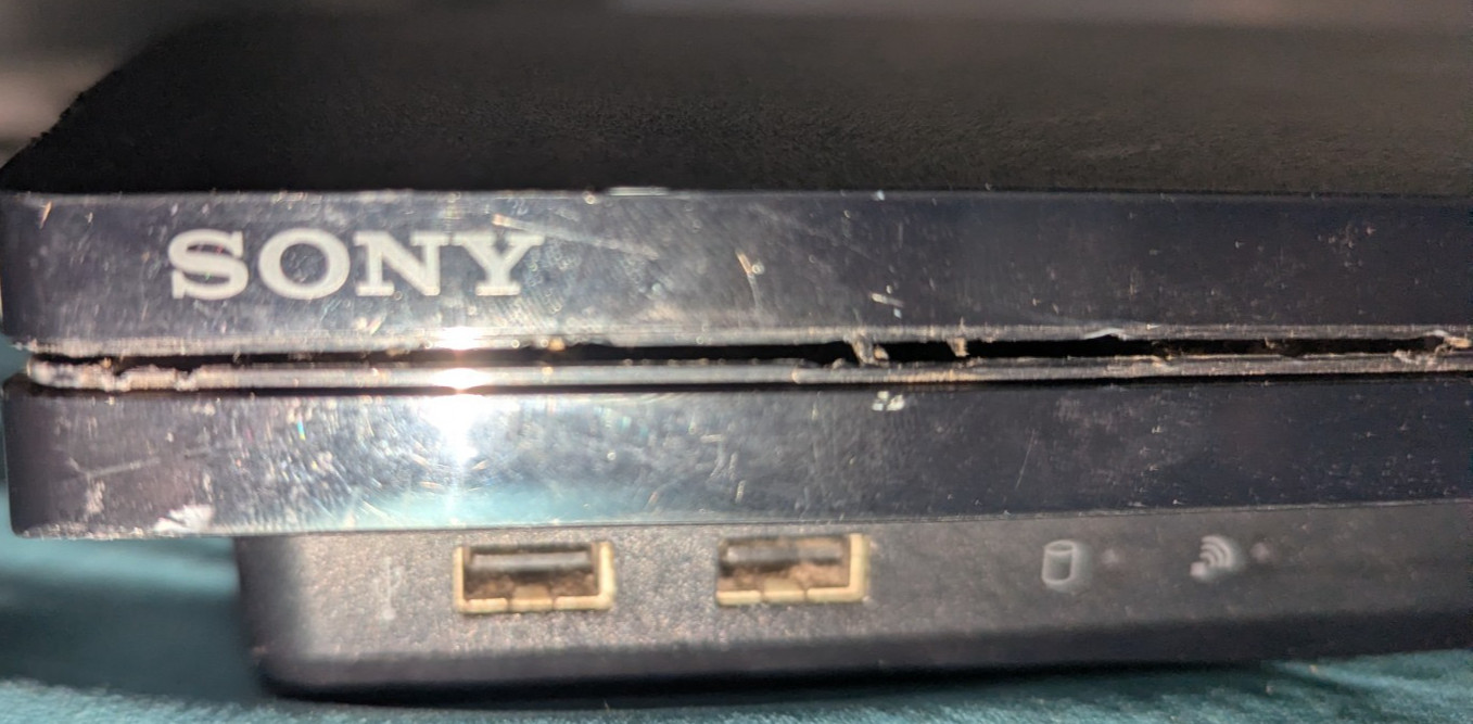 Sony PlayStation 3 Slim 120GB Console Only (Cosmetic damage)