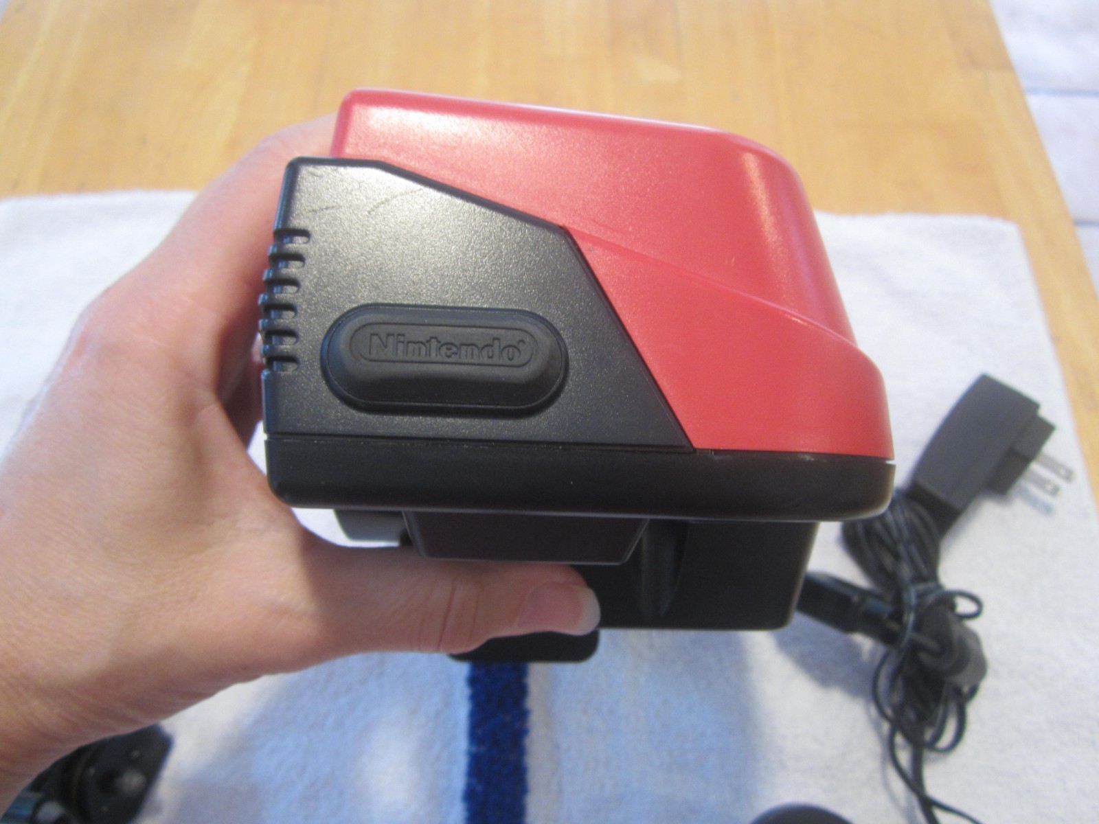 FOR PARTS Nintendo Virtual Boy Console VUE-001 W/MARIO TENNIS POWERS ON NO IMAGE